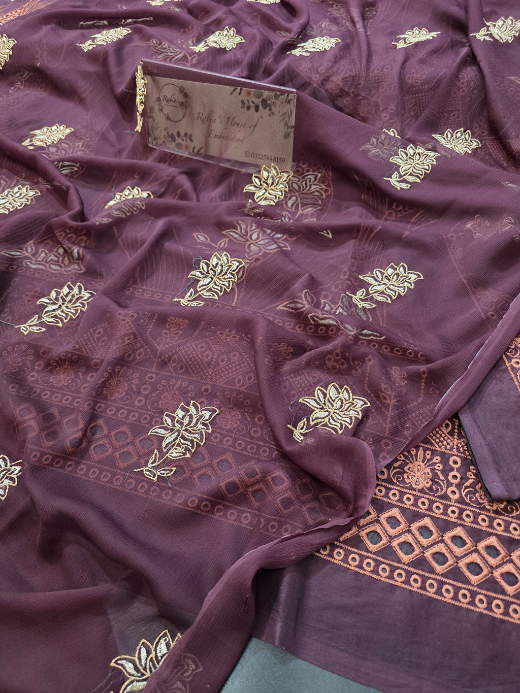 Lawn 4pc with chiffon duppatta