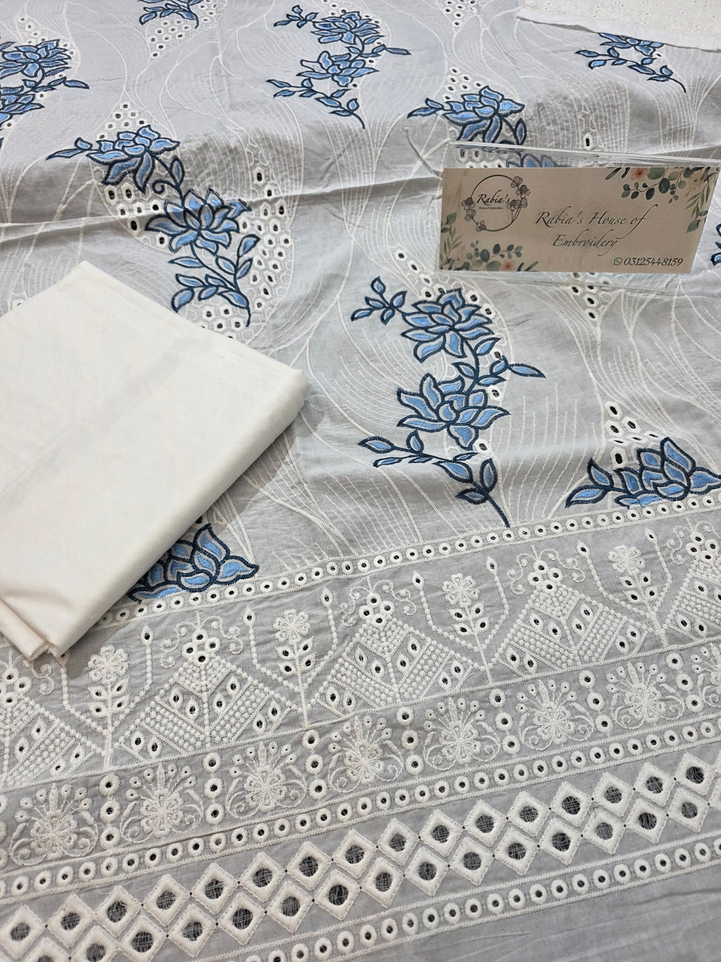 Lawn 4pc with chiffon duppatta
