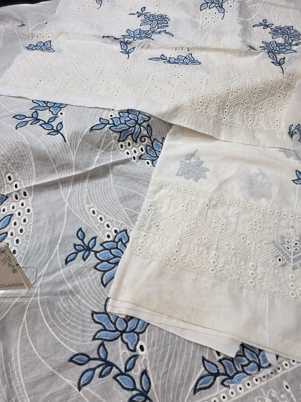 Lawn 4pc with chiffon duppatta