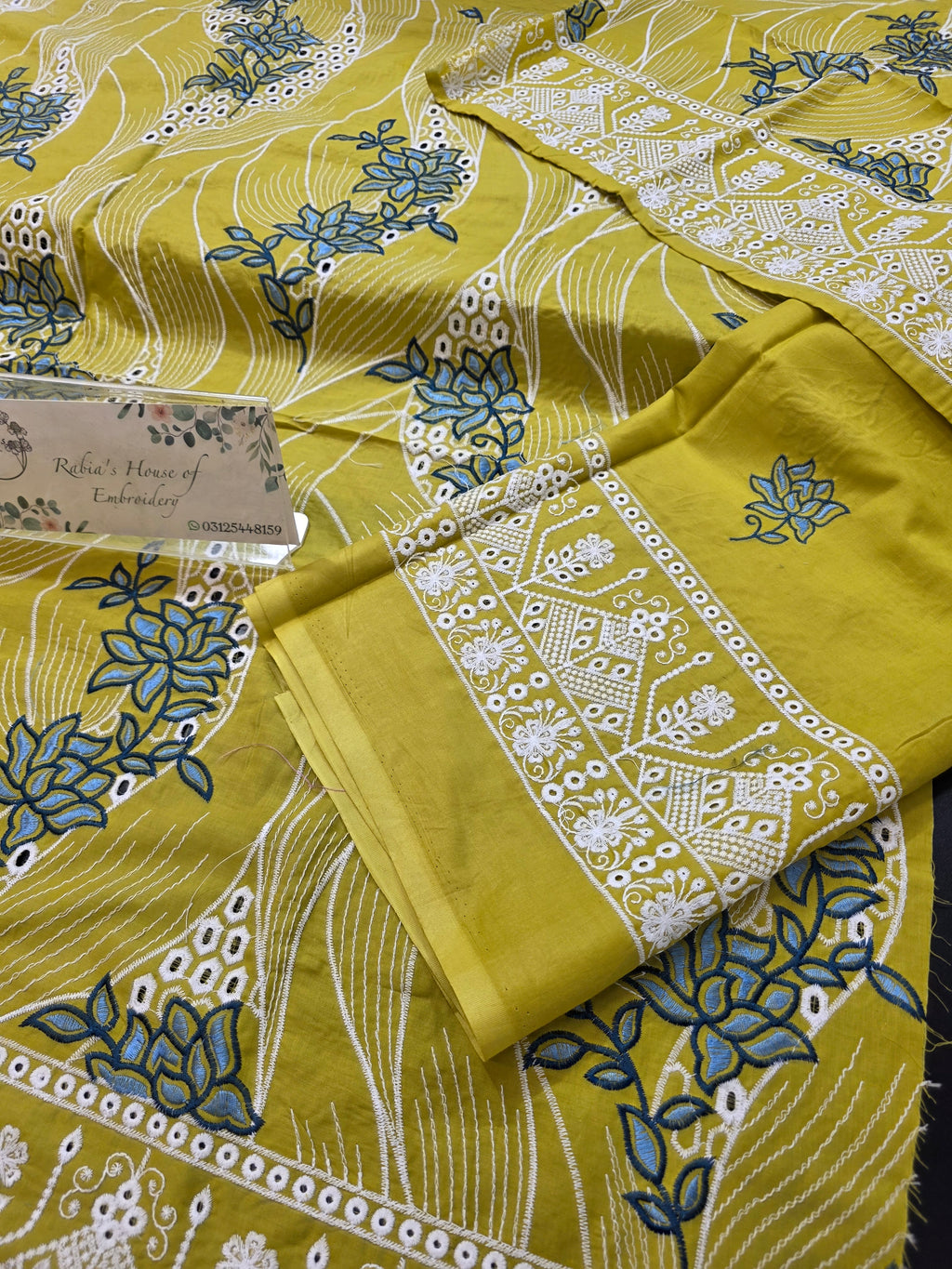 Lawn 4pc with chiffon duppatta