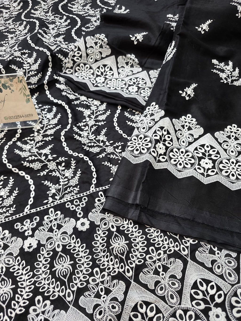 Lawn 4pc with chiffon duppatta