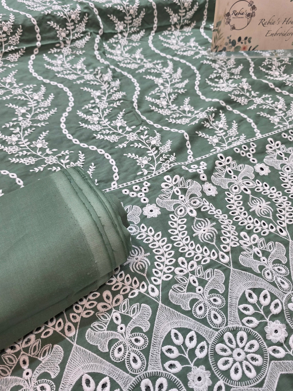 Lawn 4pc with chiffon duppatta