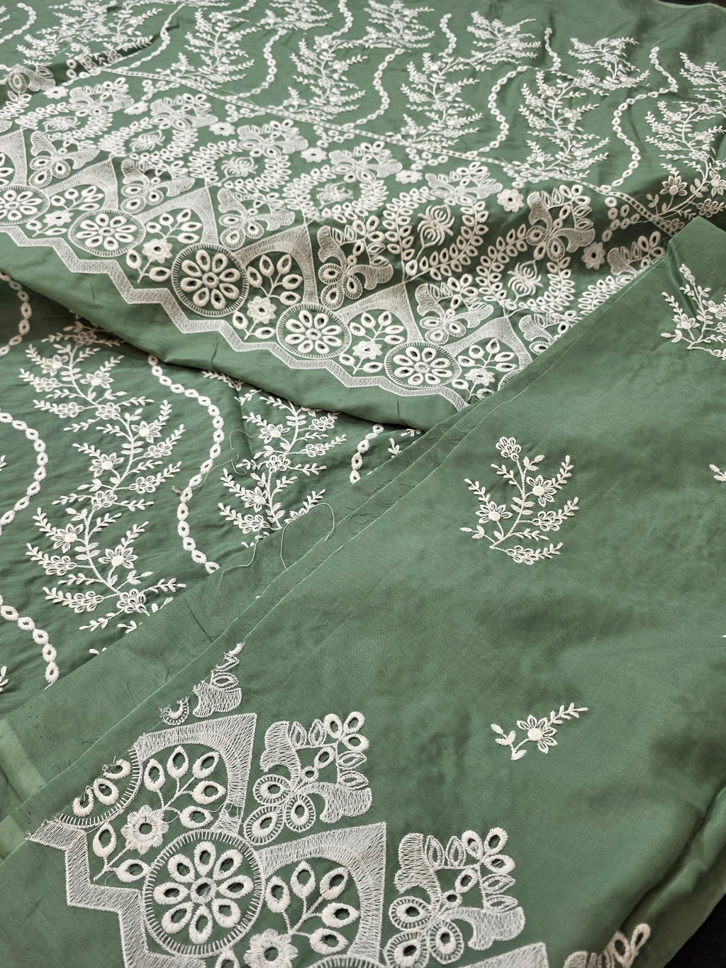 Lawn 4pc with chiffon duppatta
