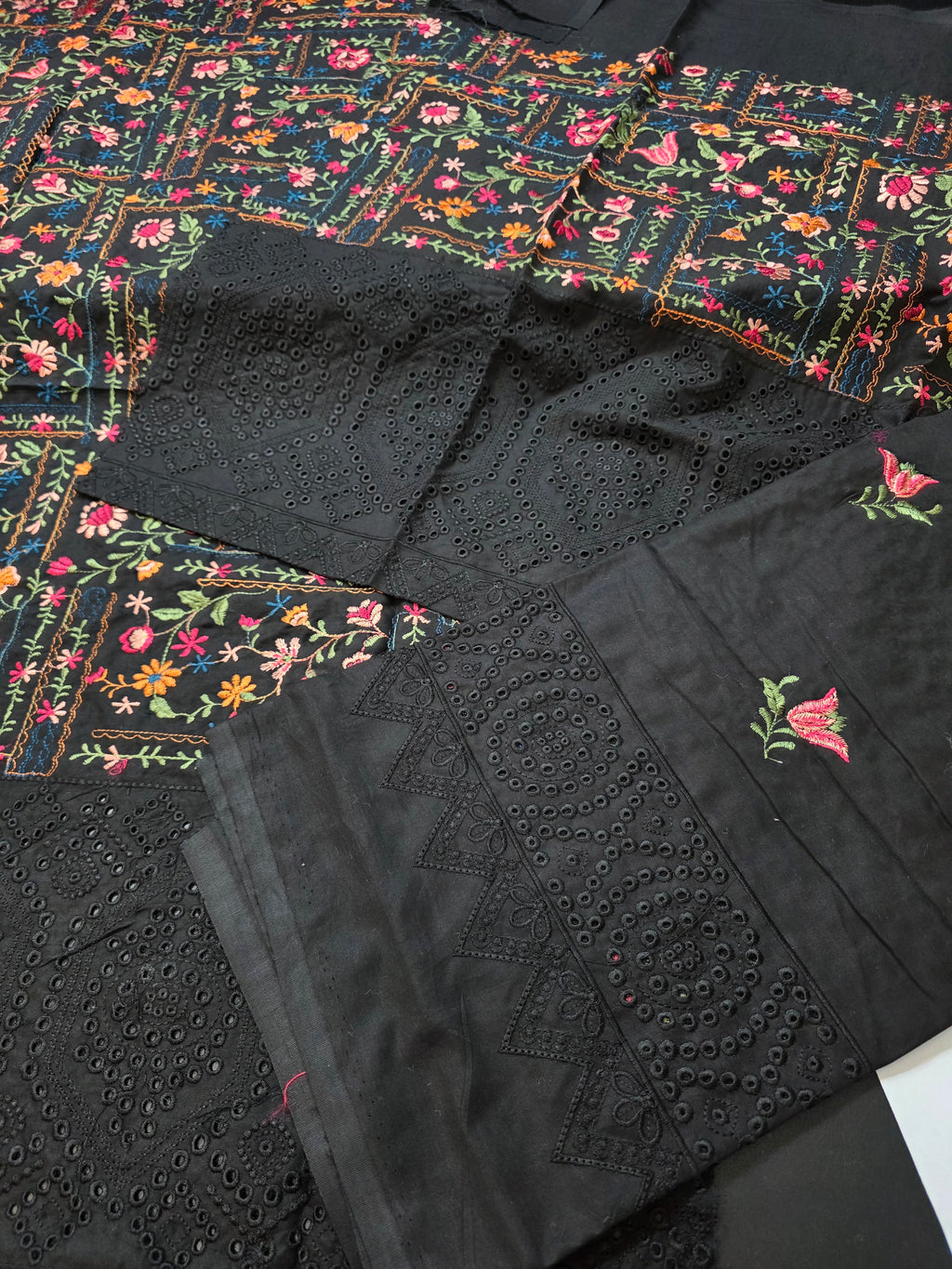 Lawn 4pc with chiffon duppatta