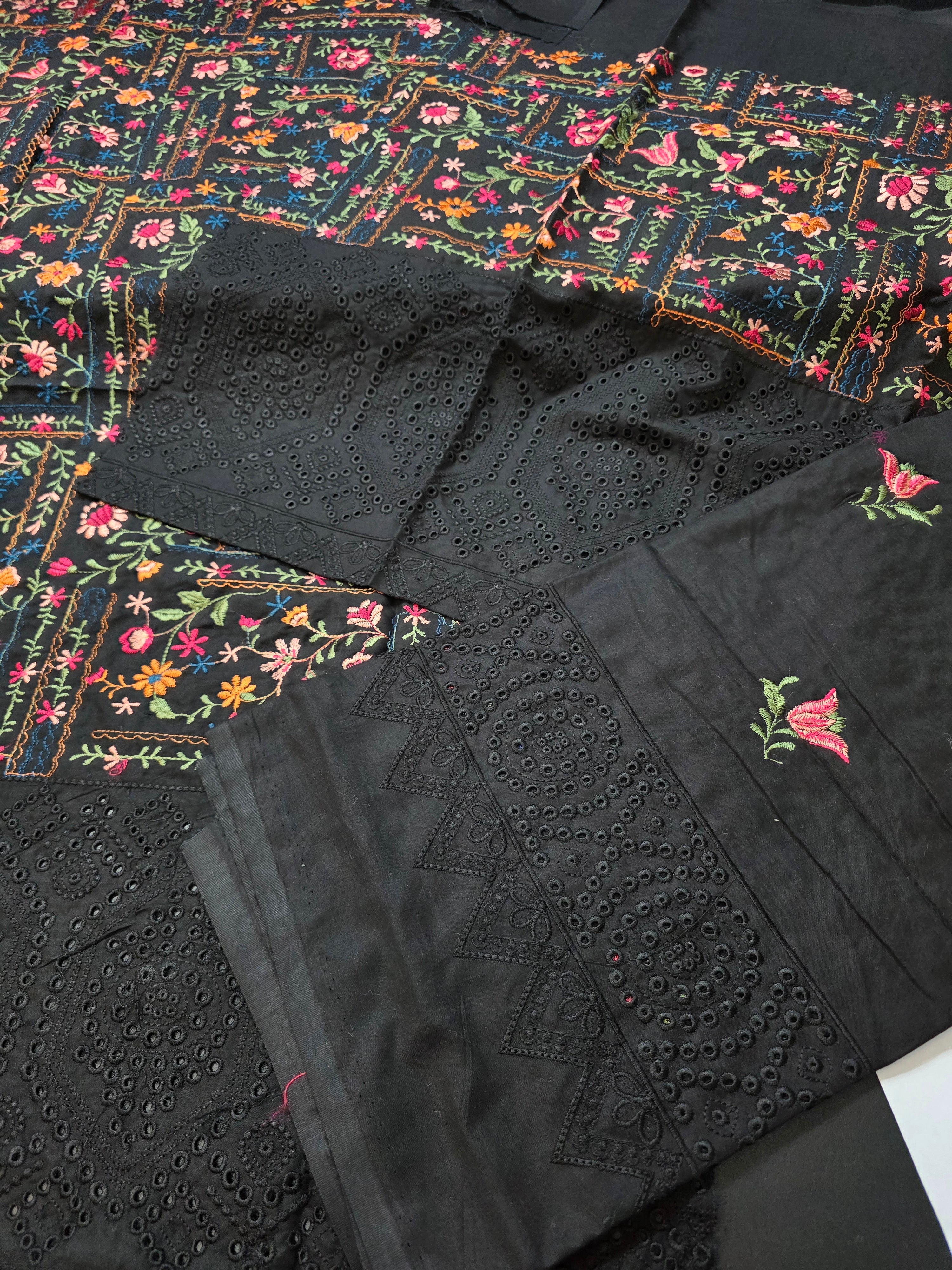 Lawn 4pc with chiffon duppatta