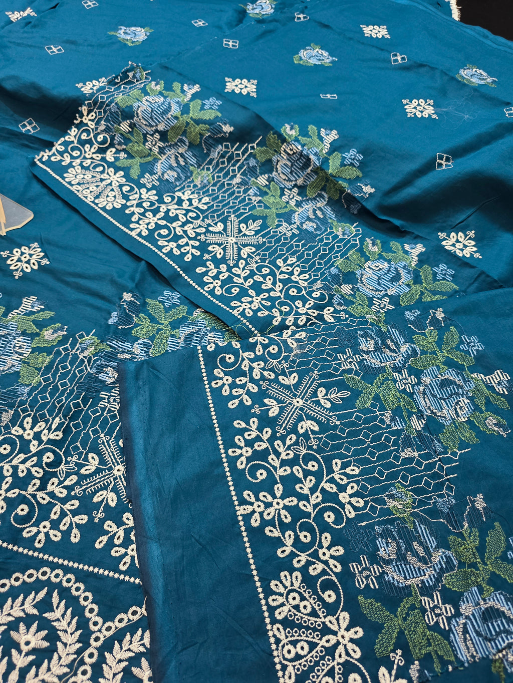 Lawn 4pc with chiffon duppatta