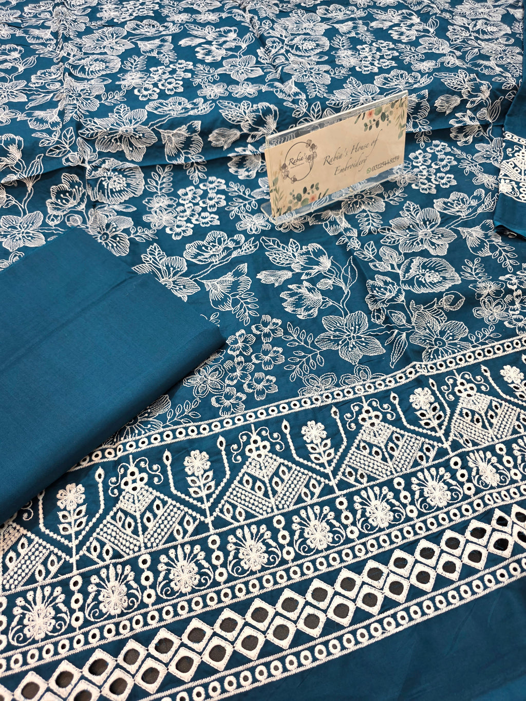 Lawn 4pc with chiffon duppatta