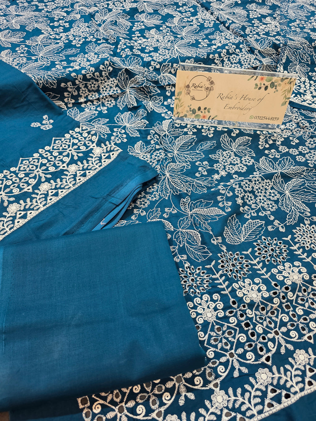 Lawn 4pc with chiffon duppatta