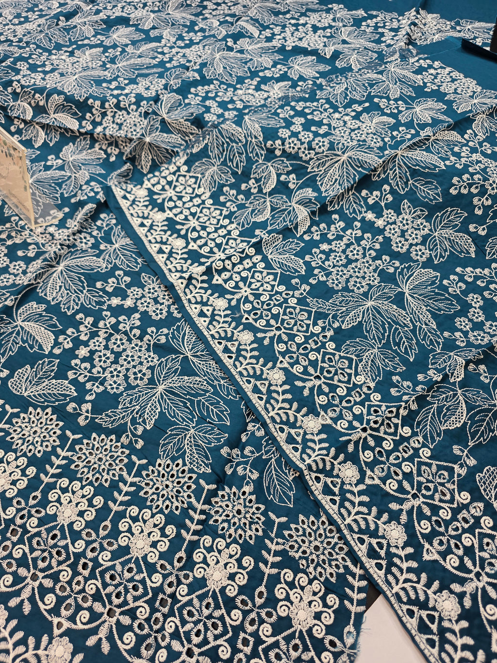 Lawn 4pc with chiffon duppatta
