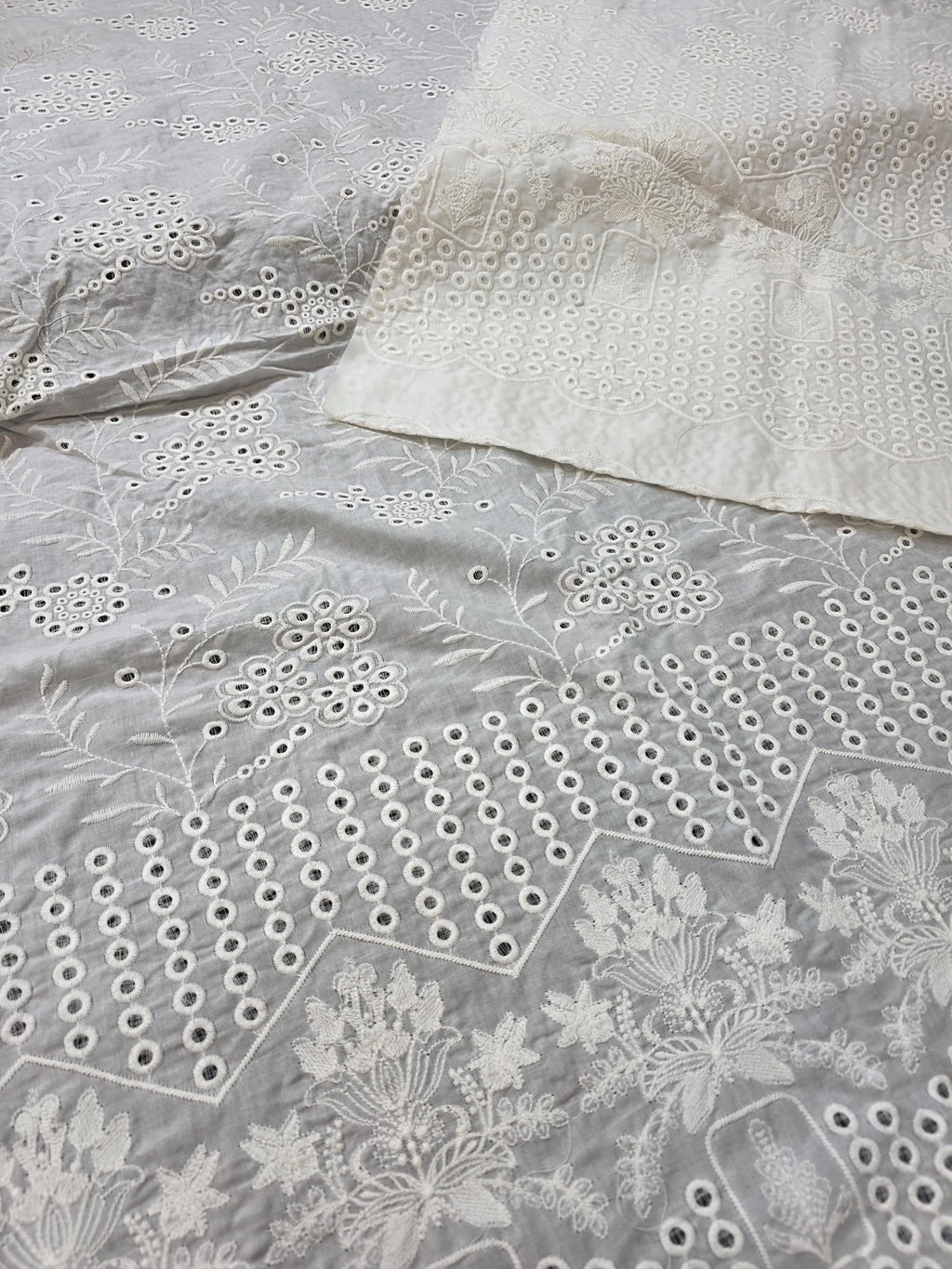 Lawn 4pc with chiffon duppatta