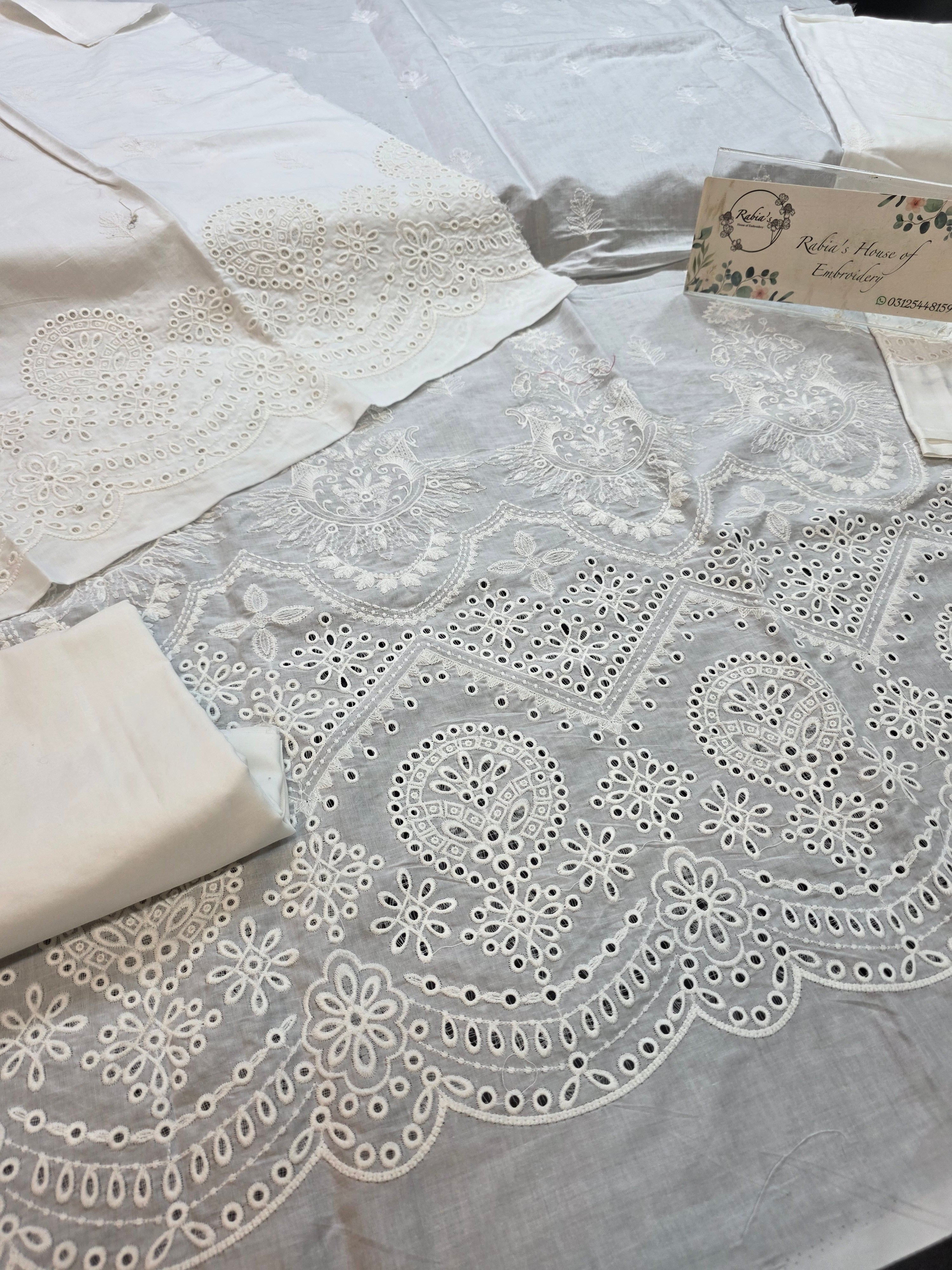 Lawn 4pc with chiffon duppatta
