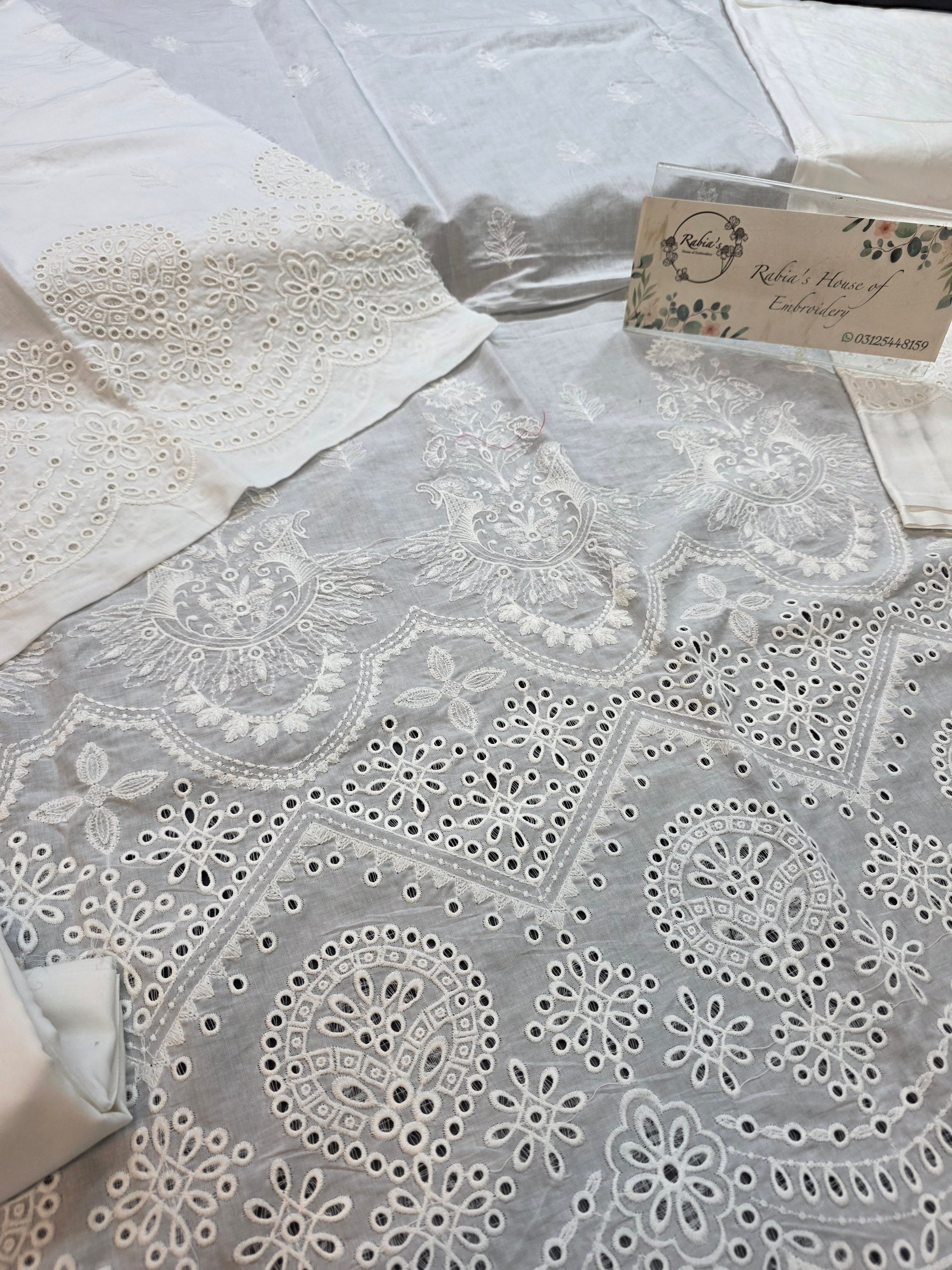 Lawn 4pc with chiffon duppatta