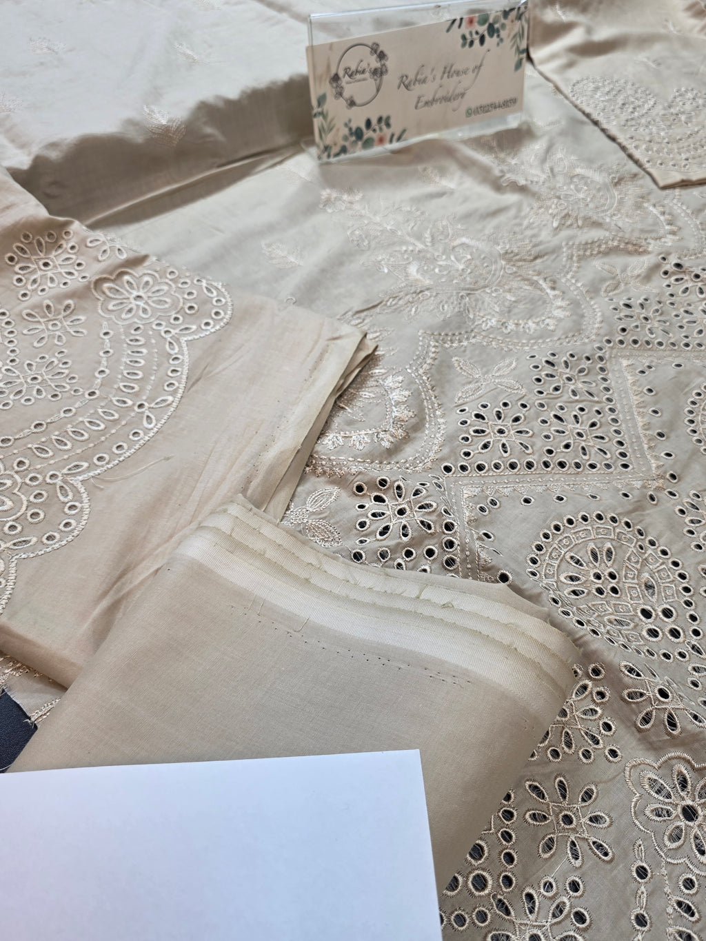 Lawn 4pc with chiffon duppatta