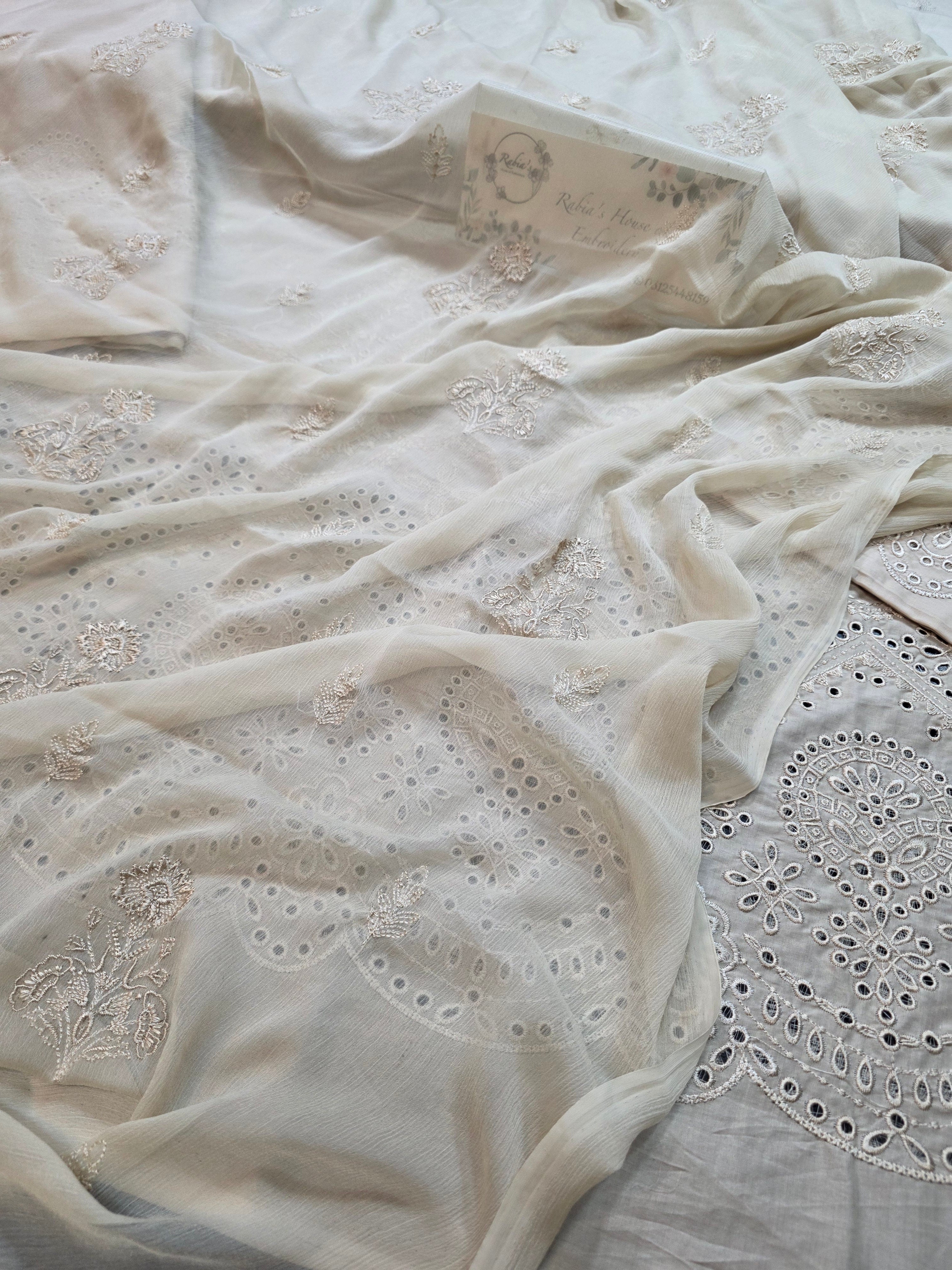 Lawn 4pc with chiffon duppatta