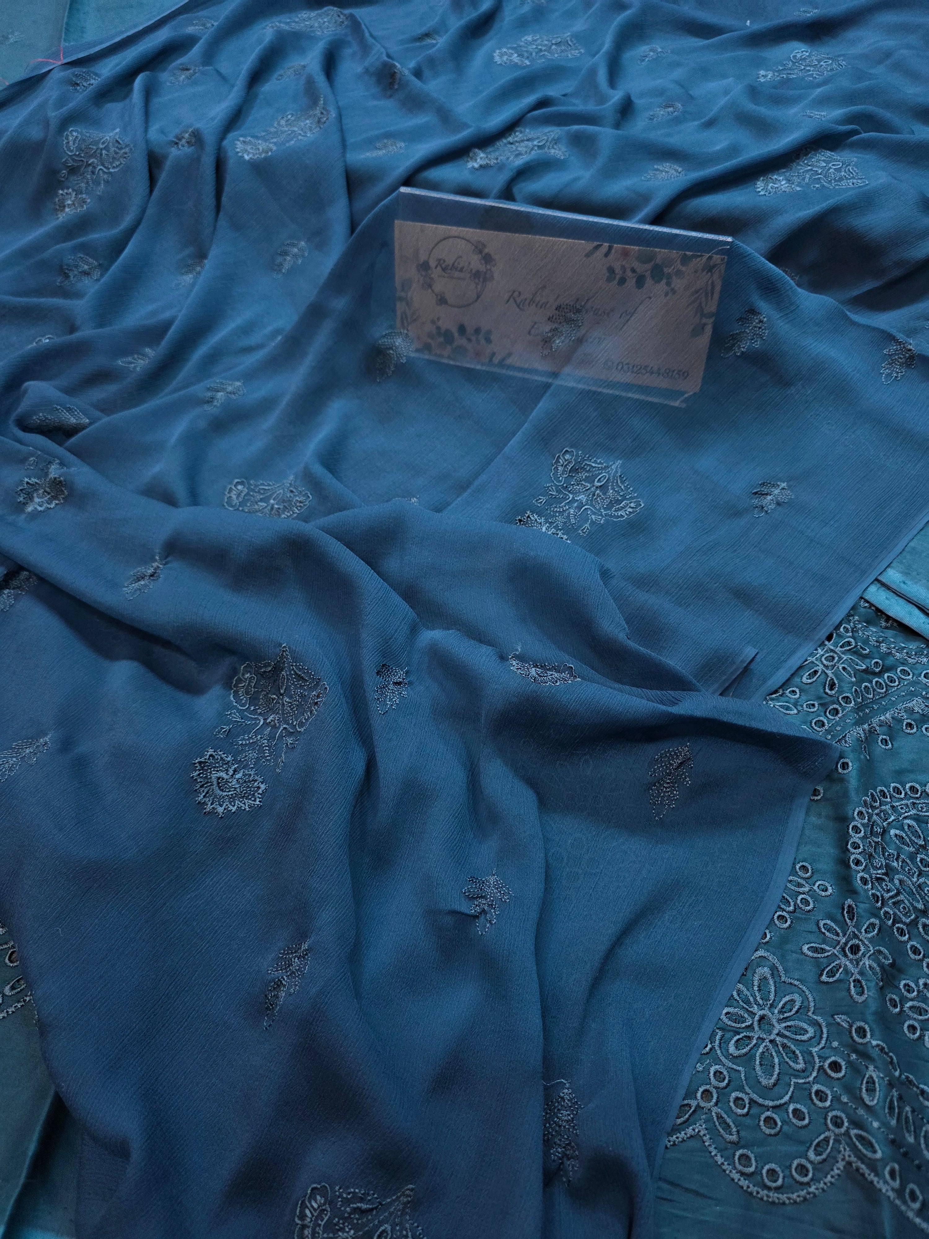 Lawn 4pc with chiffon duppatta