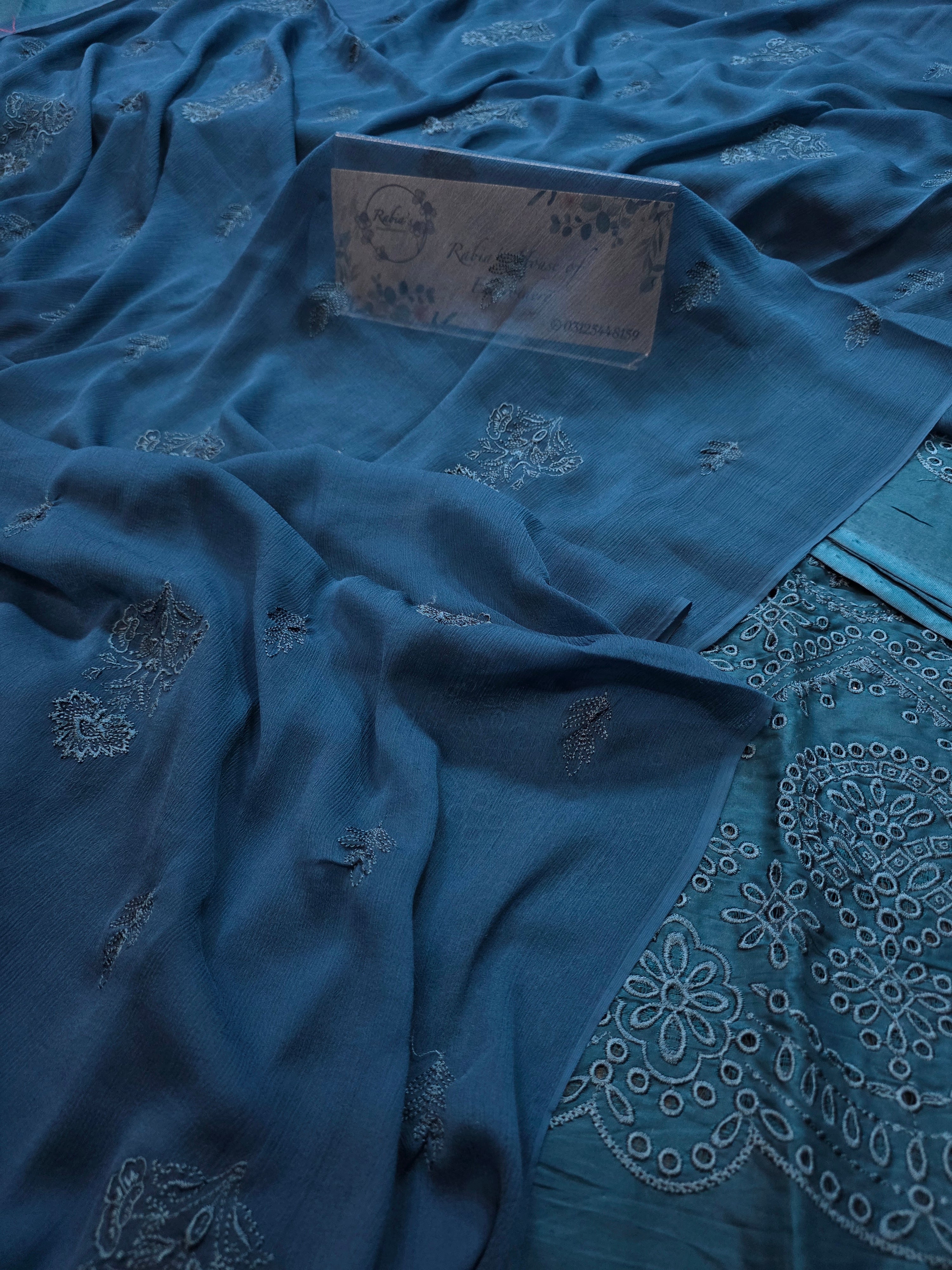 Lawn 4pc with chiffon duppatta
