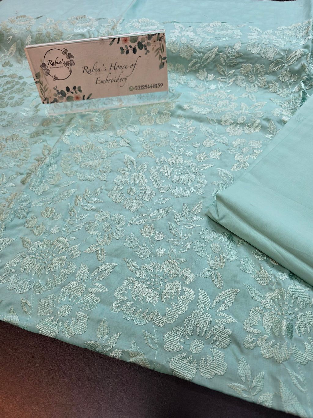 Bareeze lawn 2pc embroidered