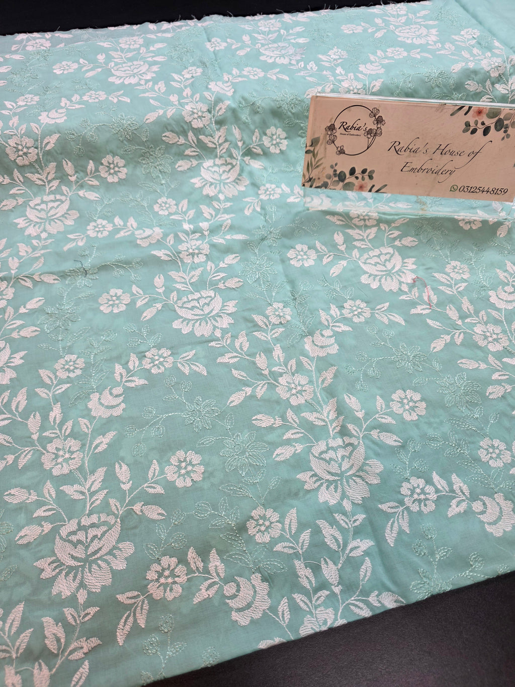 Bareeze lawn 2pc embroidered