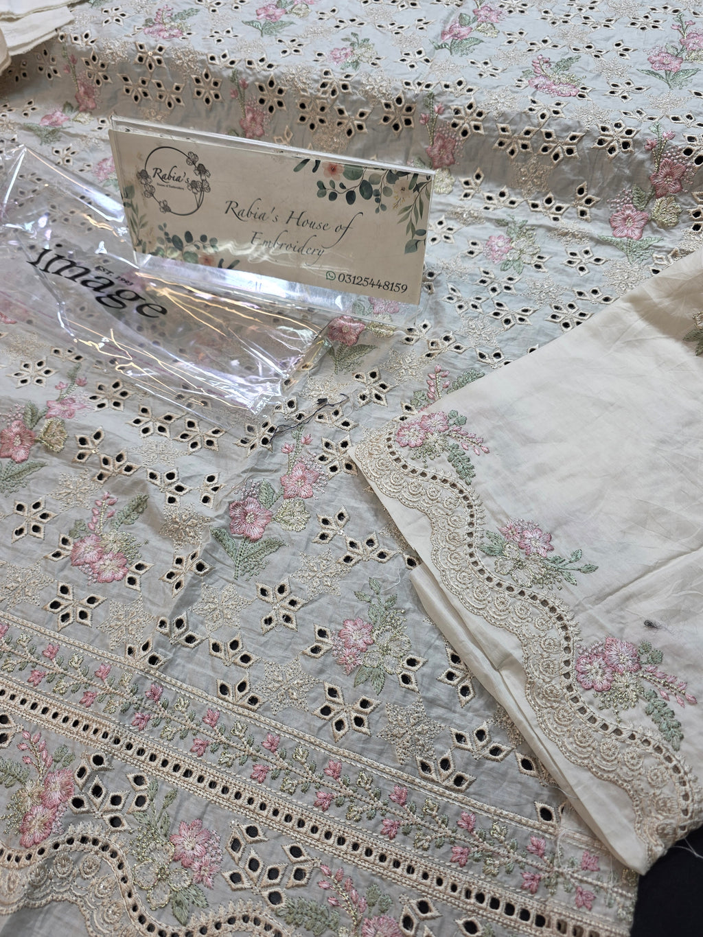Image lawnkari 3pc