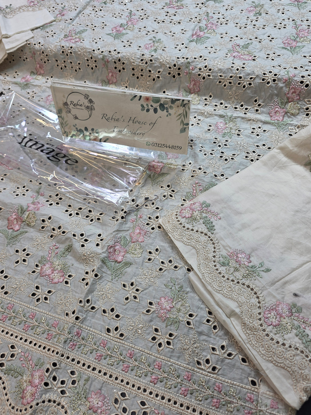 Image lawnkari 3pc
