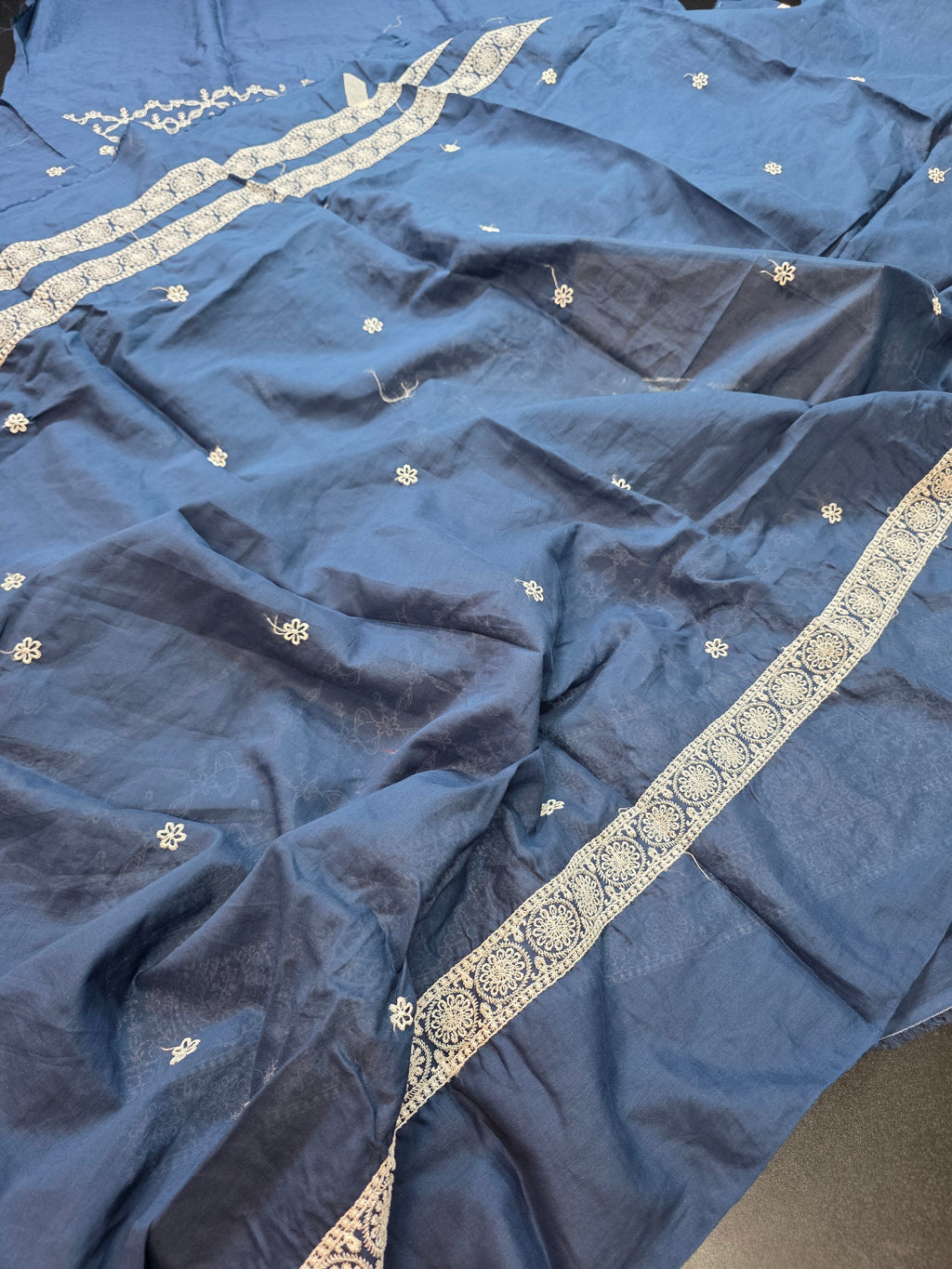 Image 3pc lawnkari