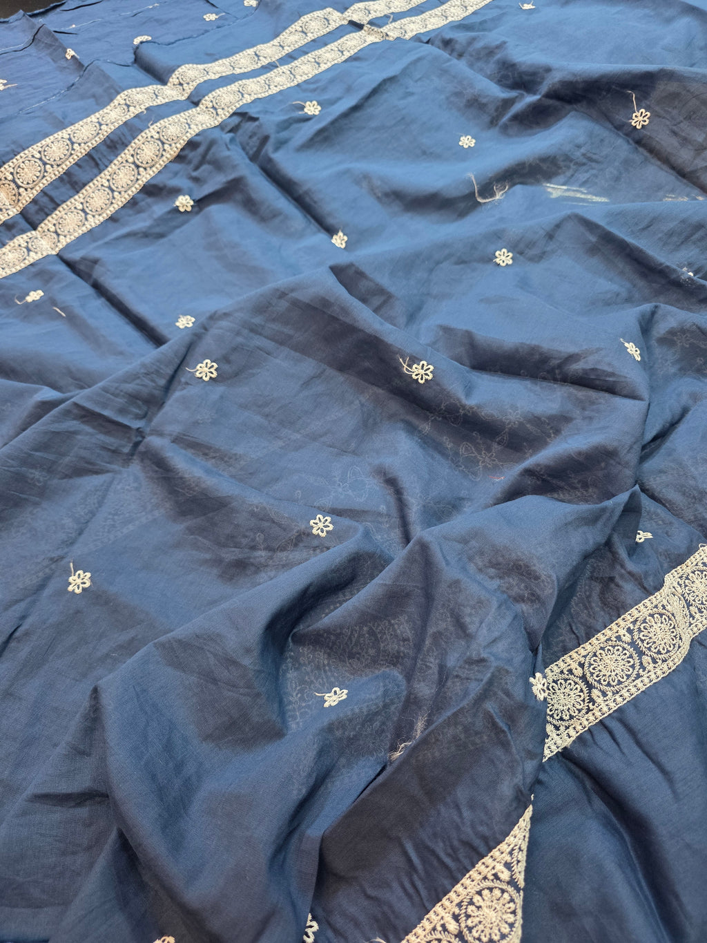 Image 3pc lawnkari