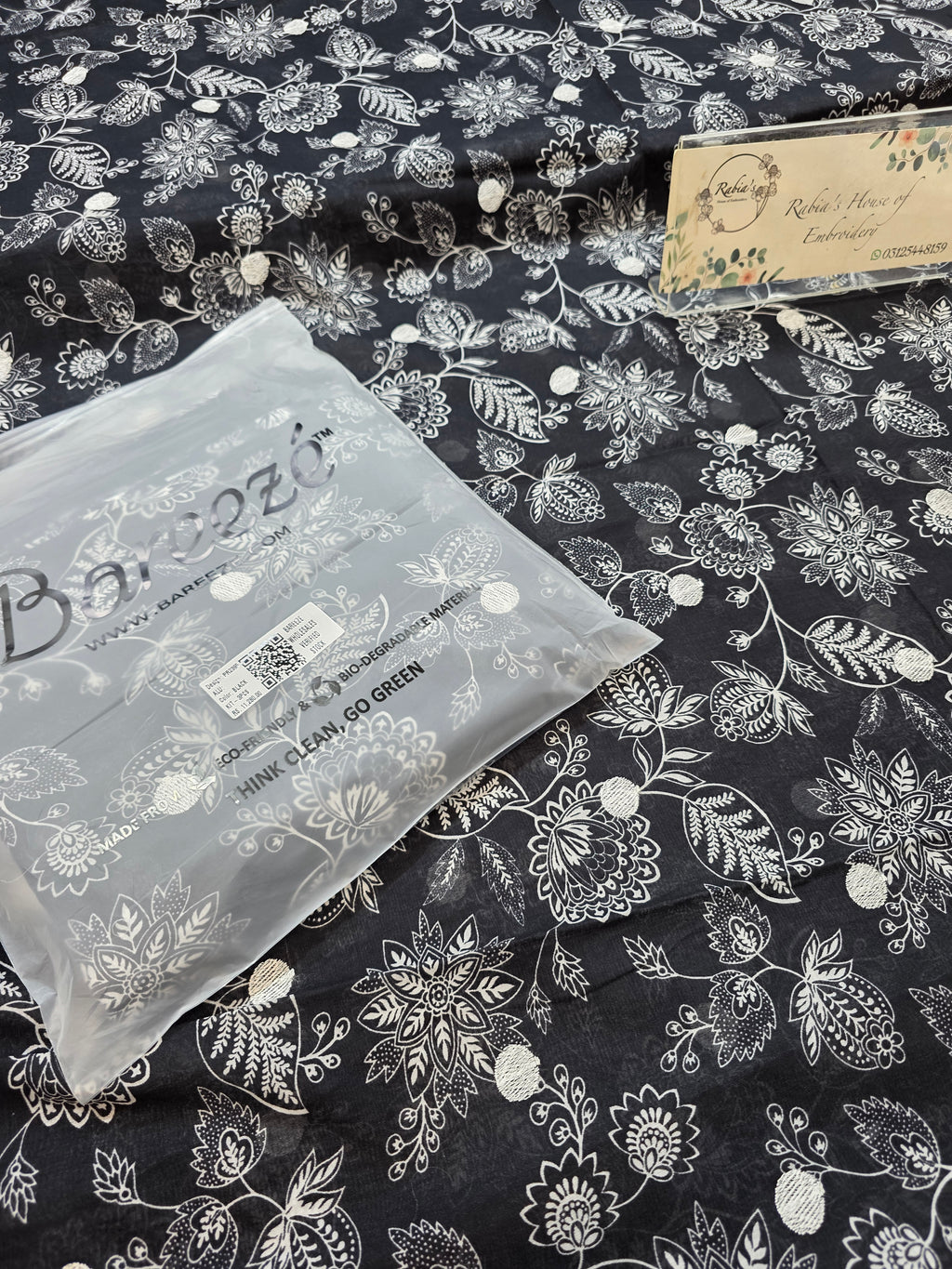 Bareeze lawn 3pc printed plus embroidery