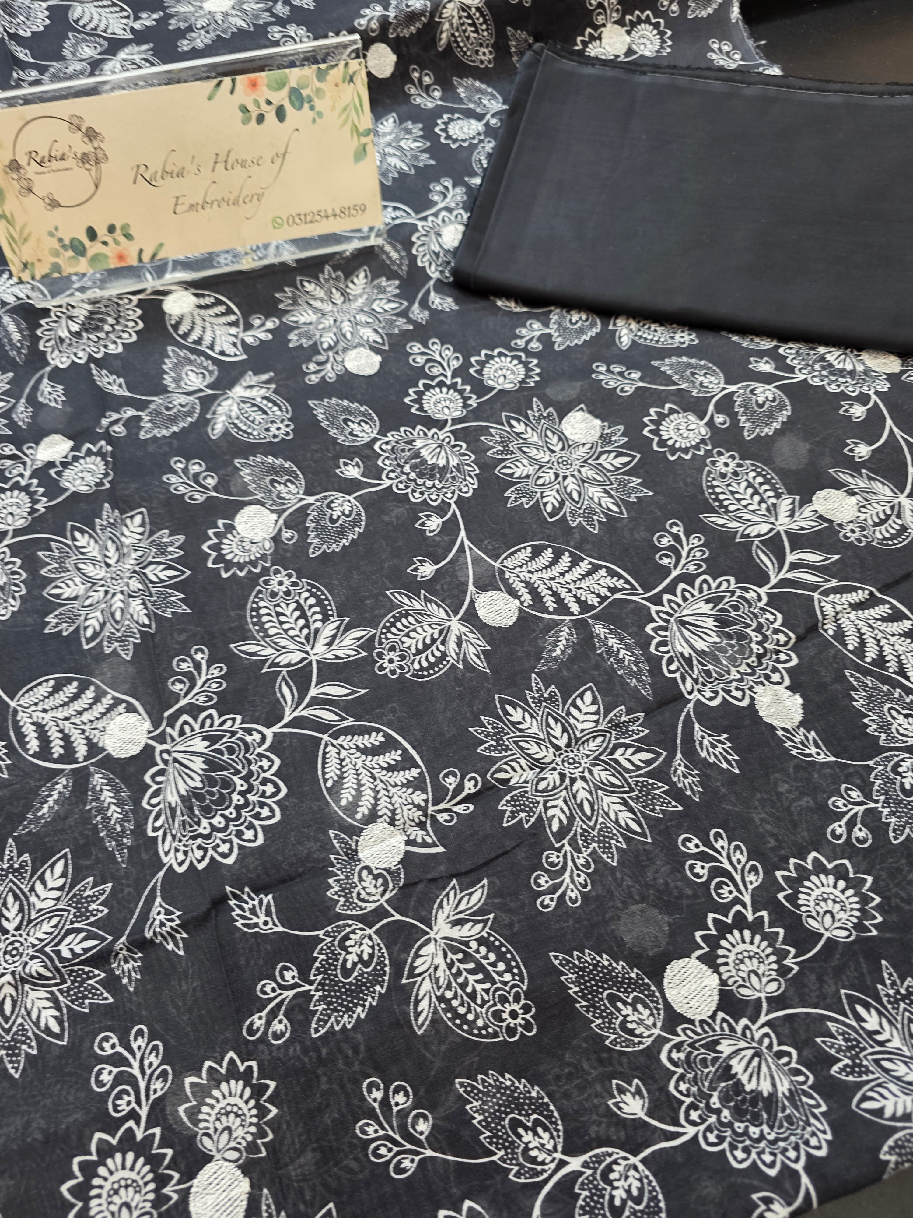 Bareeze lawn 3pc printed plus embroidery