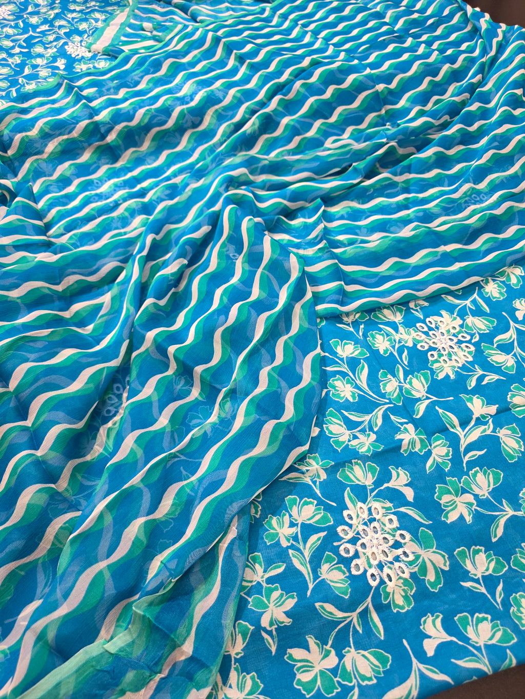 Bareeze lawn printed plus embroidery