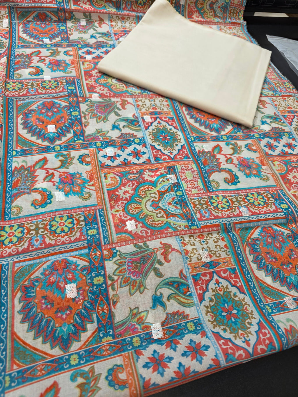 Bareeze lawn  printed 3pc plus embroidery