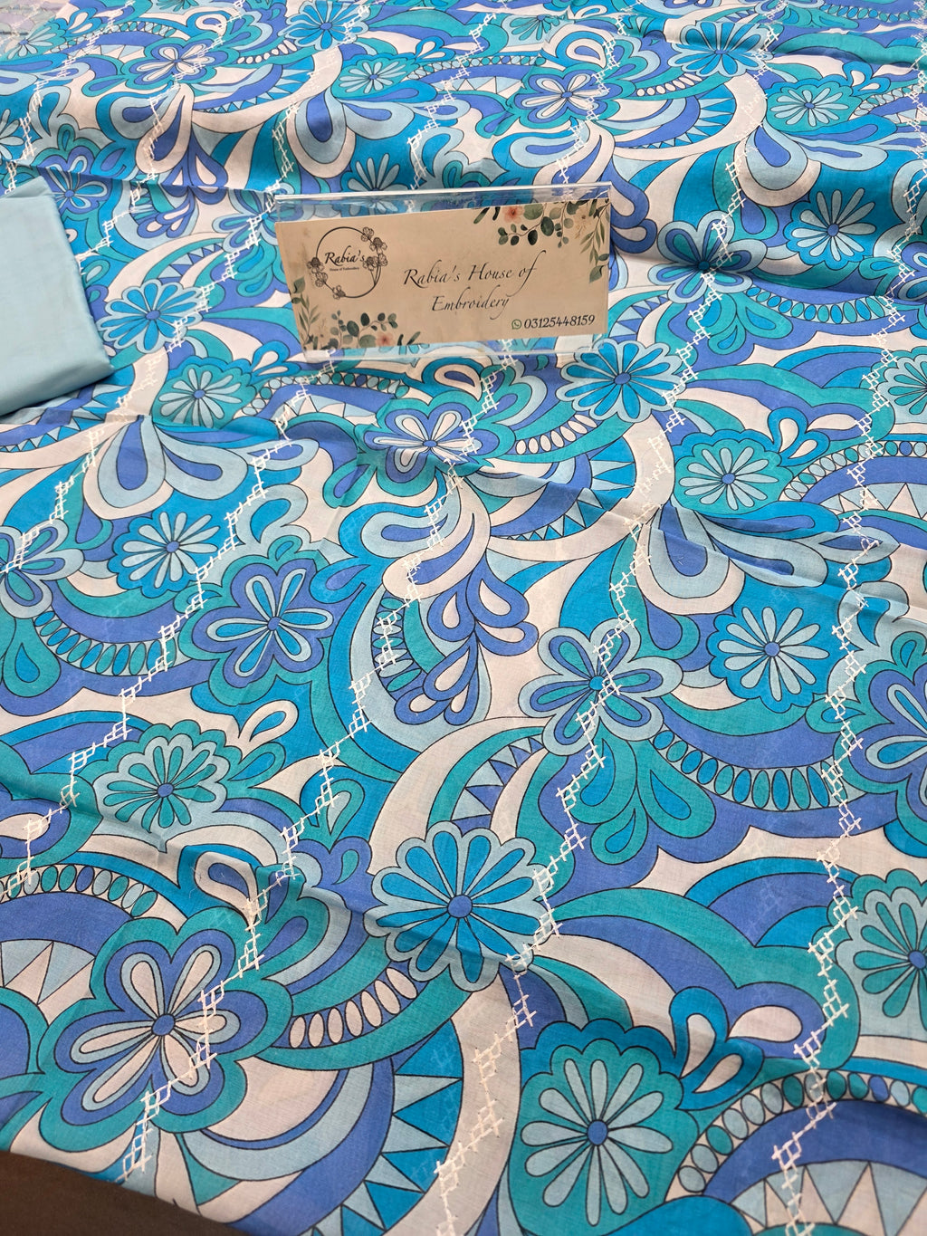 Bareeze lawn 3pc printed plus embroidery