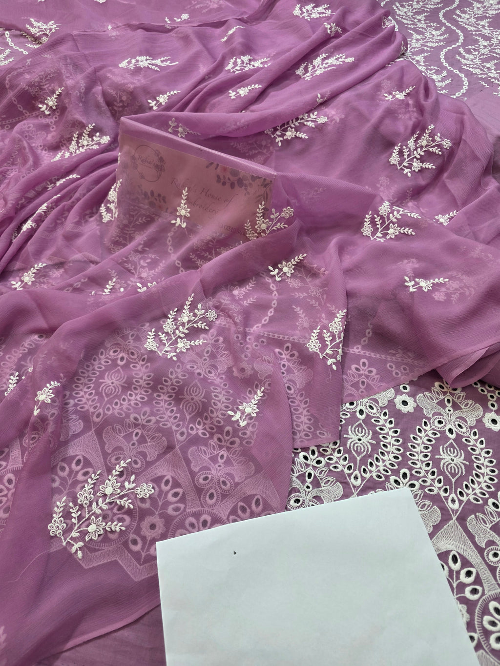 Lawn 4pc with chiffon duppatta
