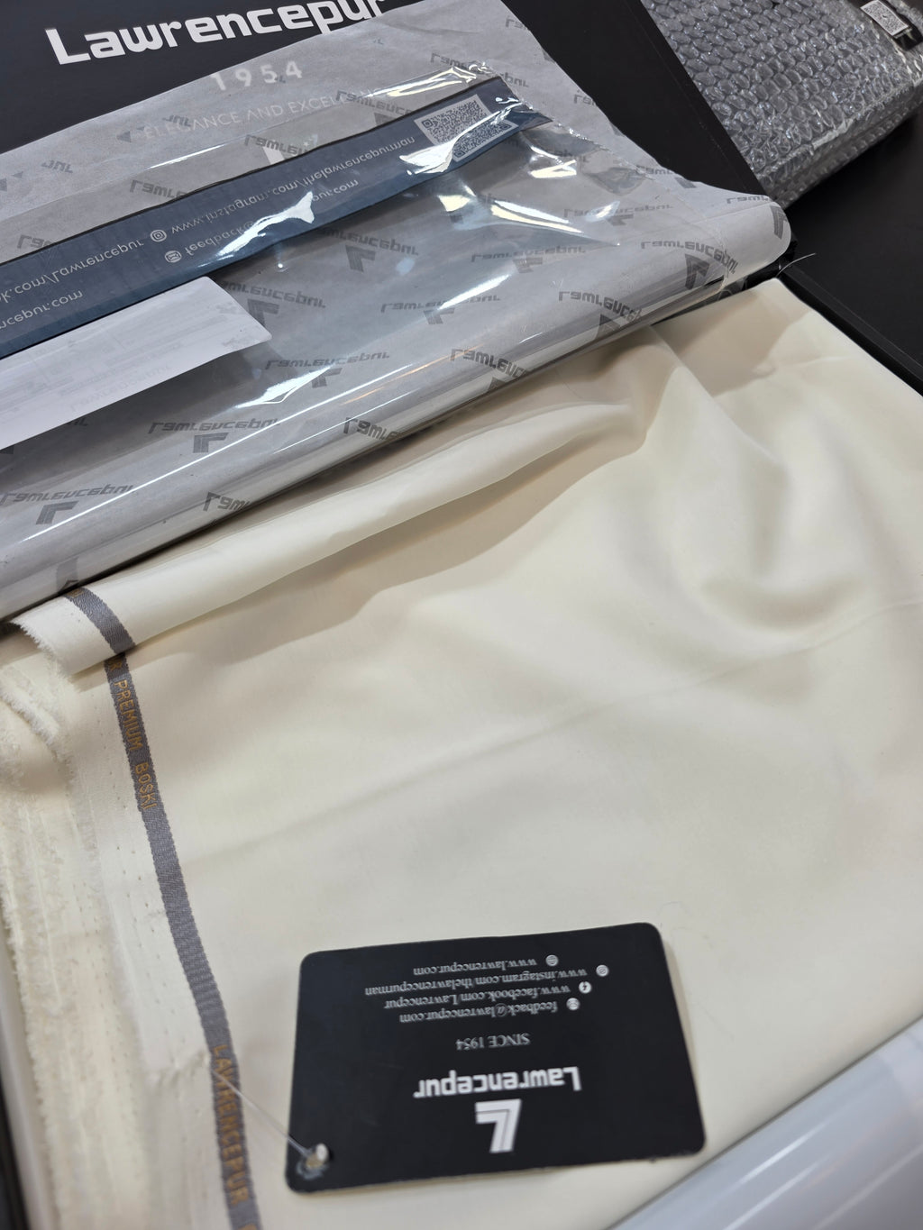 Lawrencepur Men's boski (1)