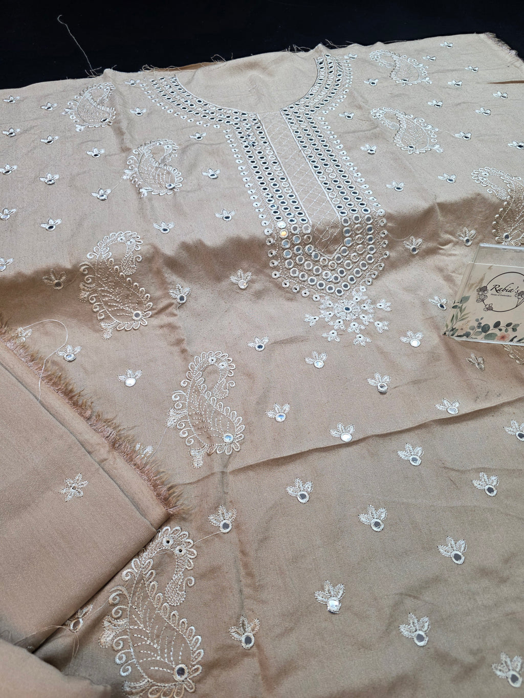 Winter kerandi 3pc with chiffon duppatta