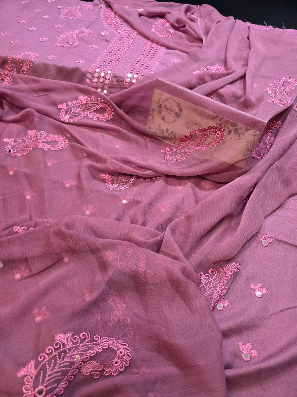 Winter kerandi 3pc with chiffon duppatta