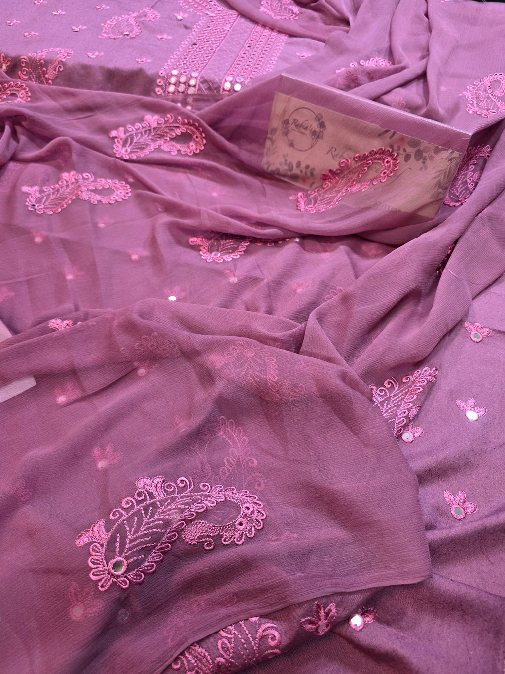 Winter kerandi 3pc with chiffon duppatta