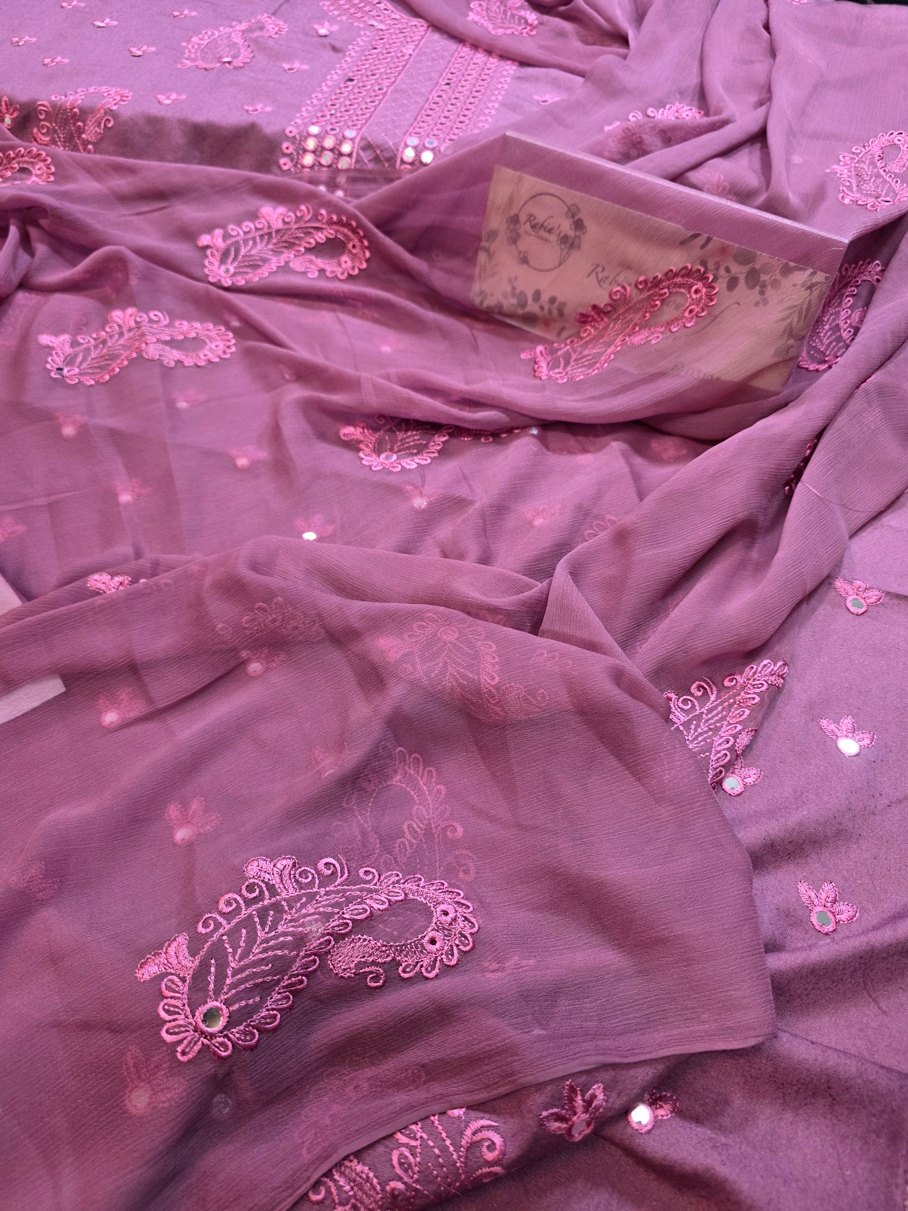 Winter kerandi 3pc with chiffon duppatta