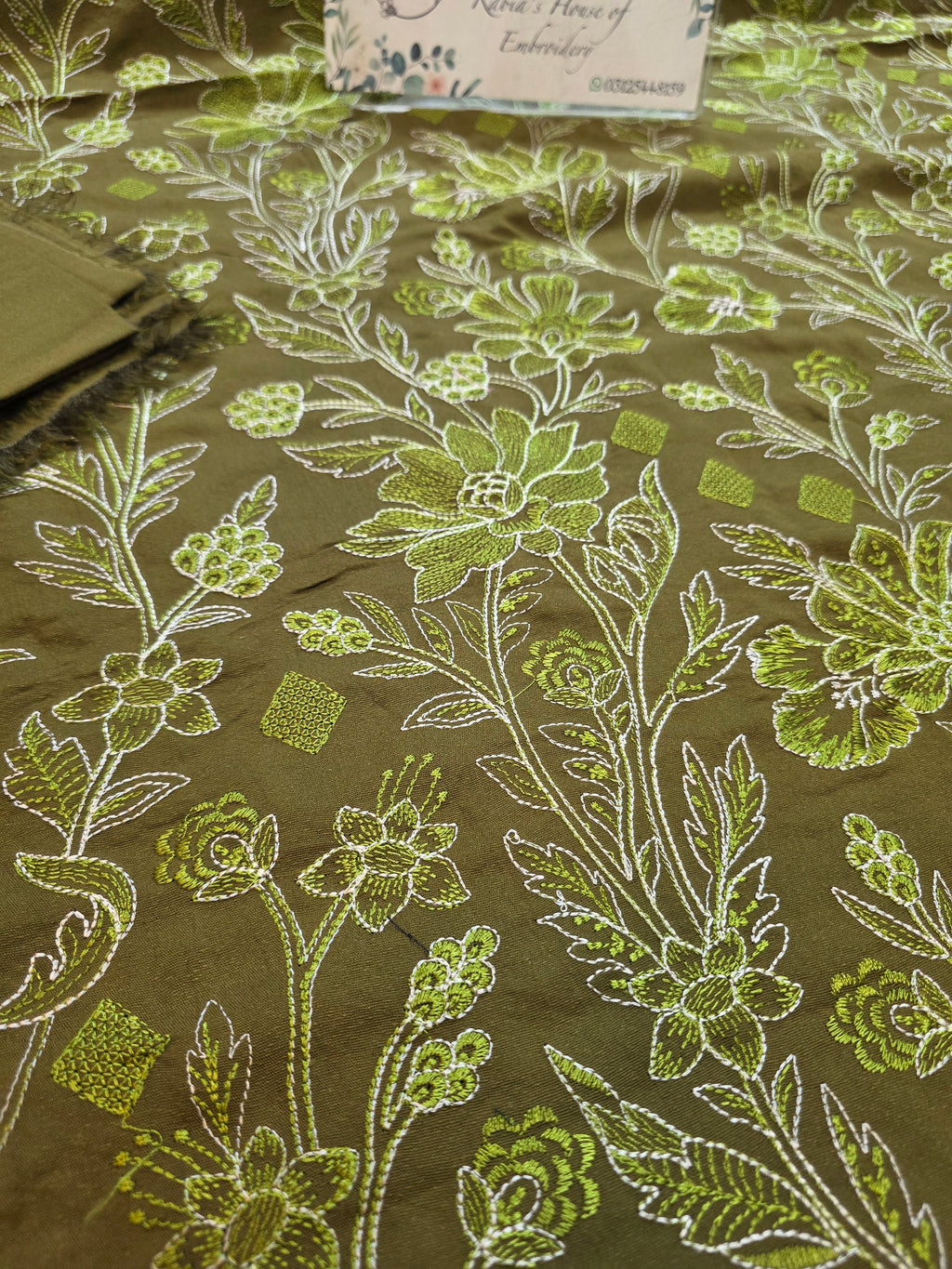 Winter kerandi 3pc allover embroidered with chiffon duppatta