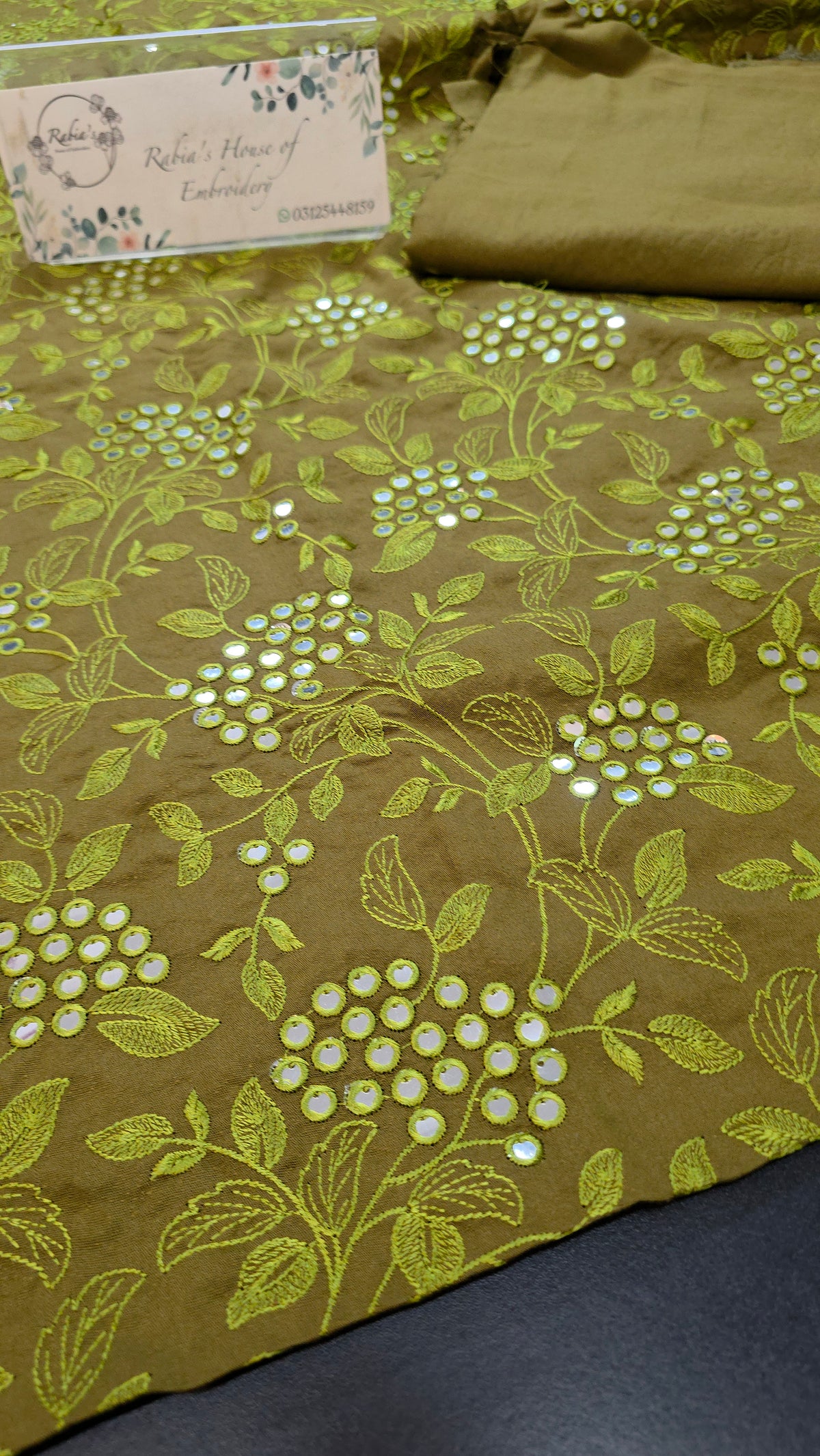 Winter kerandi 3pc allover embroidered with chiffon duppatta