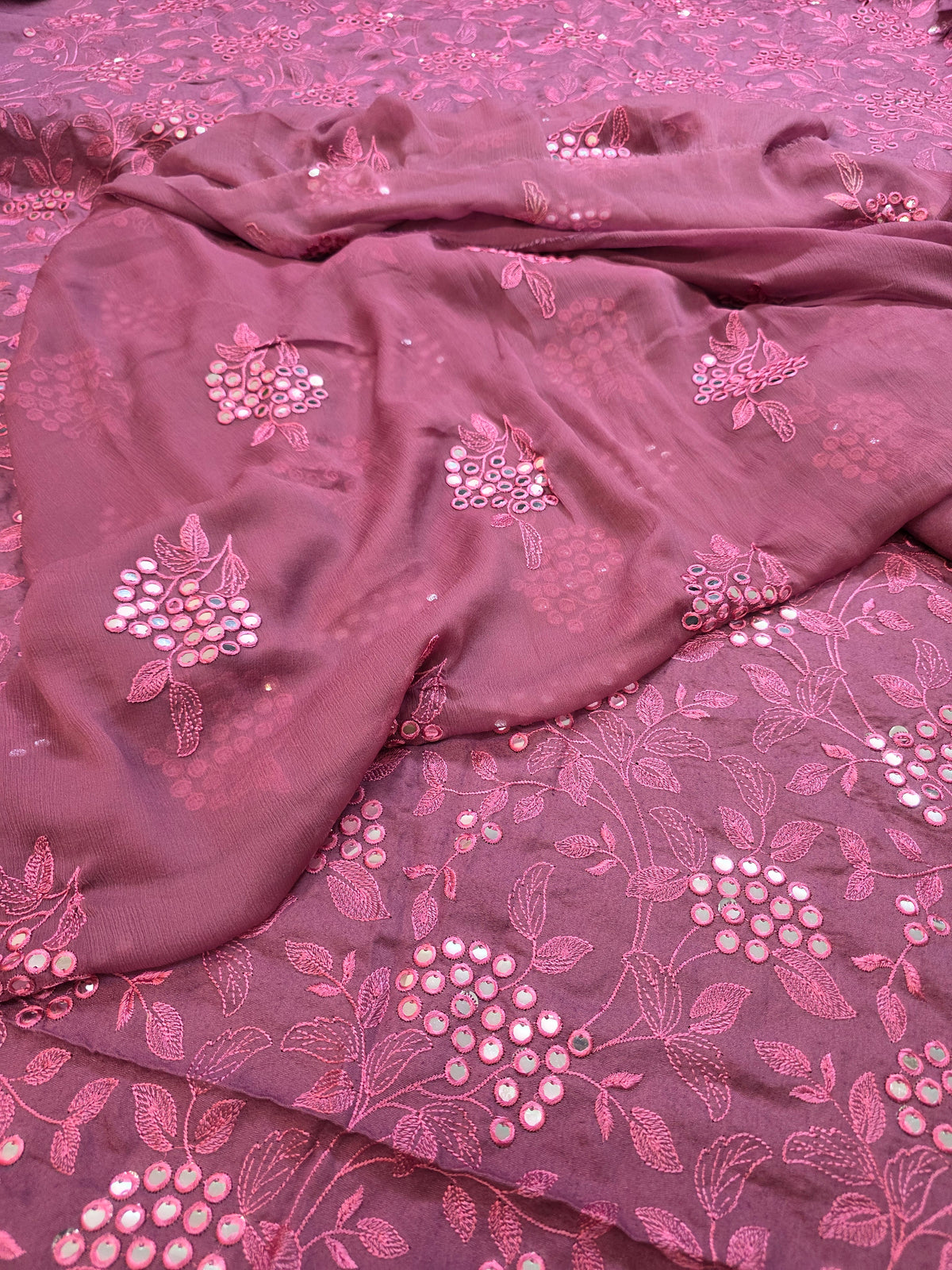 Winter kerandi 3pc allover with chiffon duppatta