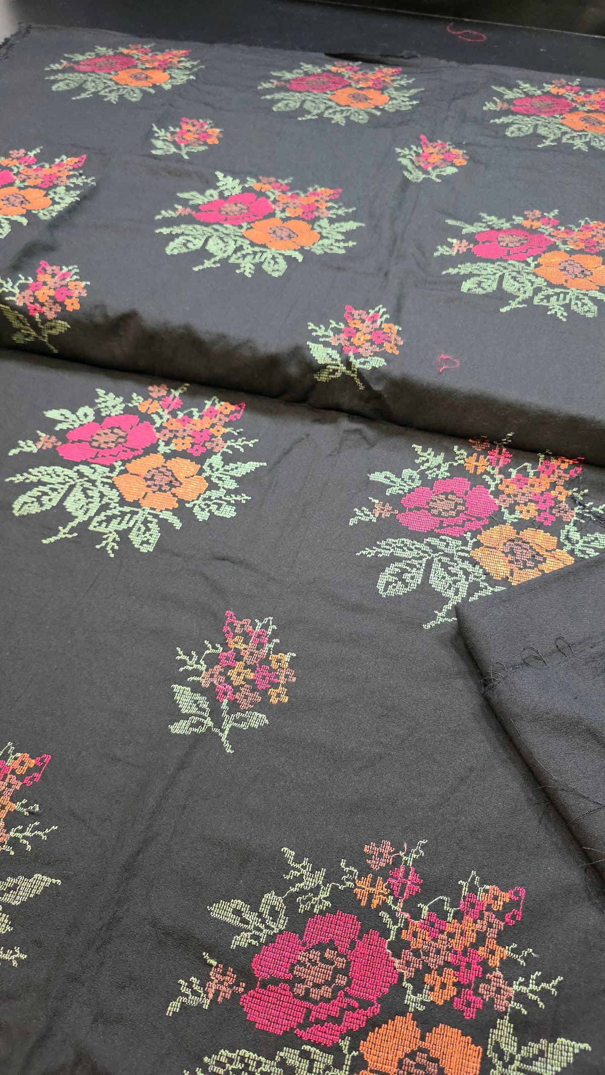 Winter kerandi allover 3pc with chiffon duppatta