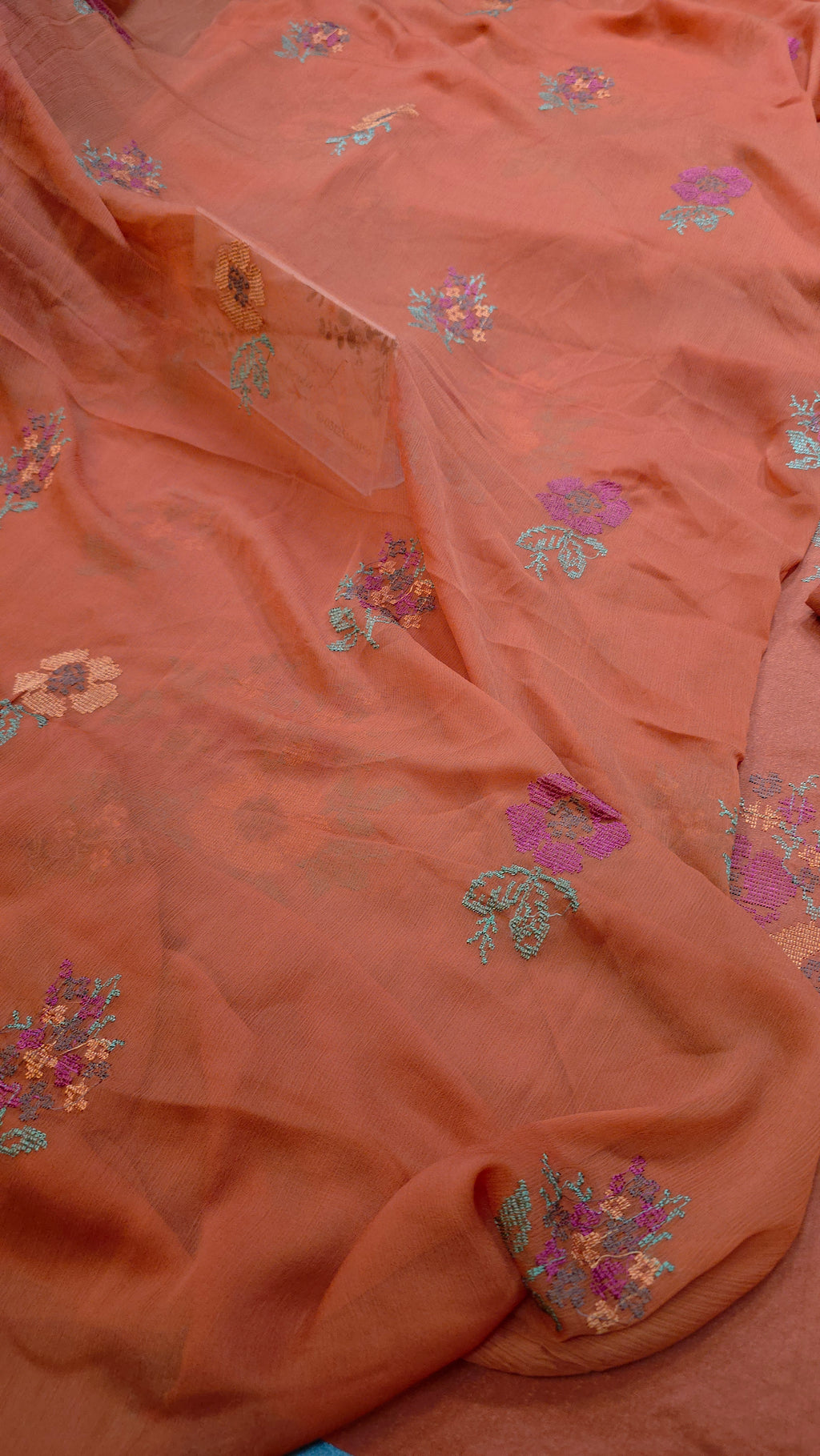 Winter kerandi 3pc allover with chiffon duppatta