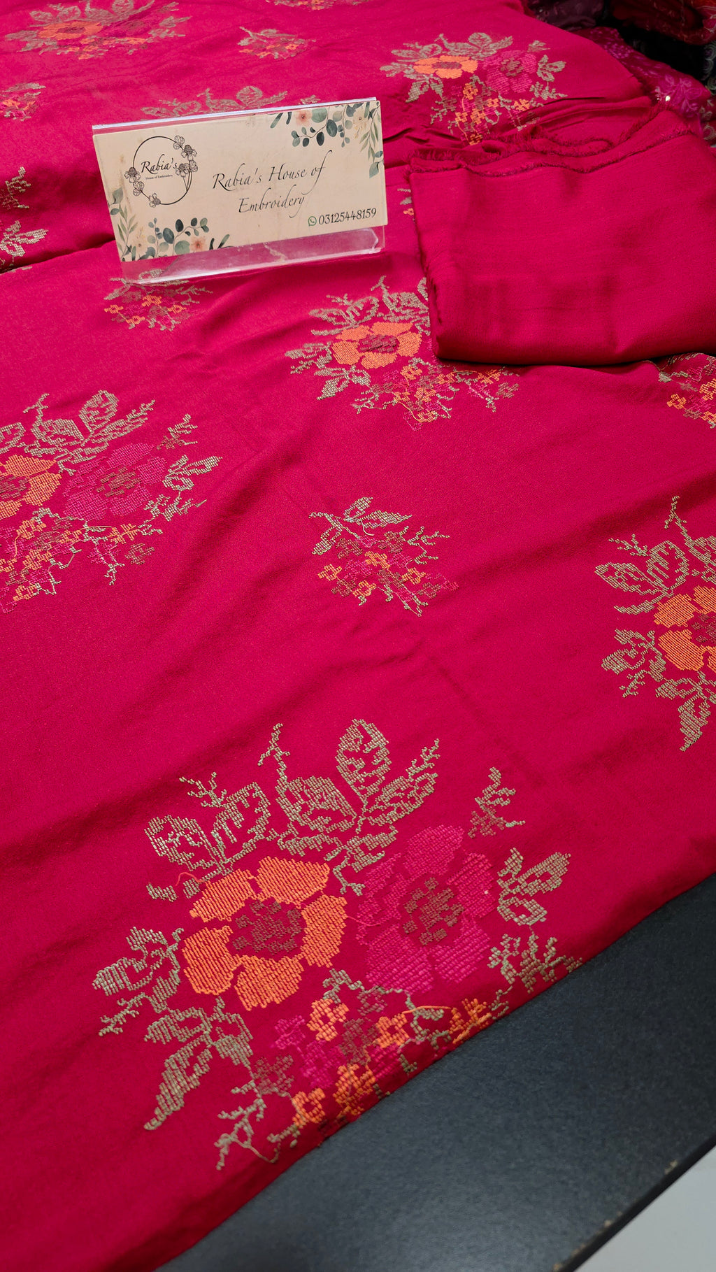 Winter kerandi 3pc with chiffon duppatta (MEHROON)
