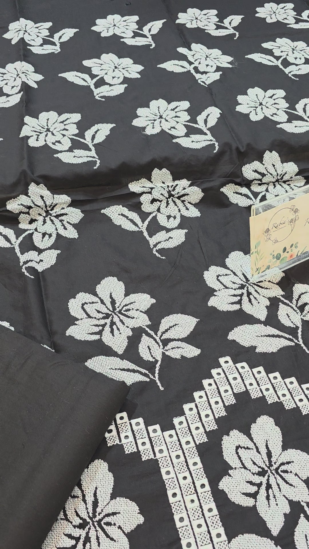Lawn 4pc with chiffon duppatta