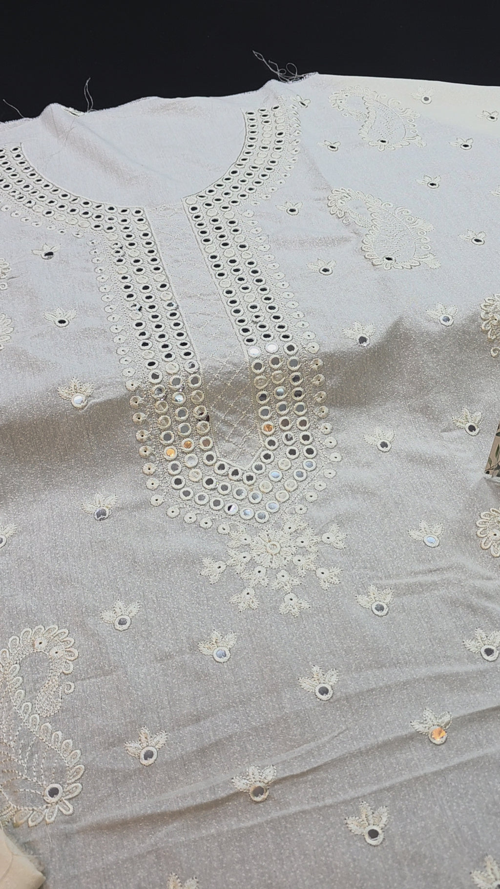 Winter kerandi 3pc with chiffon duppatta