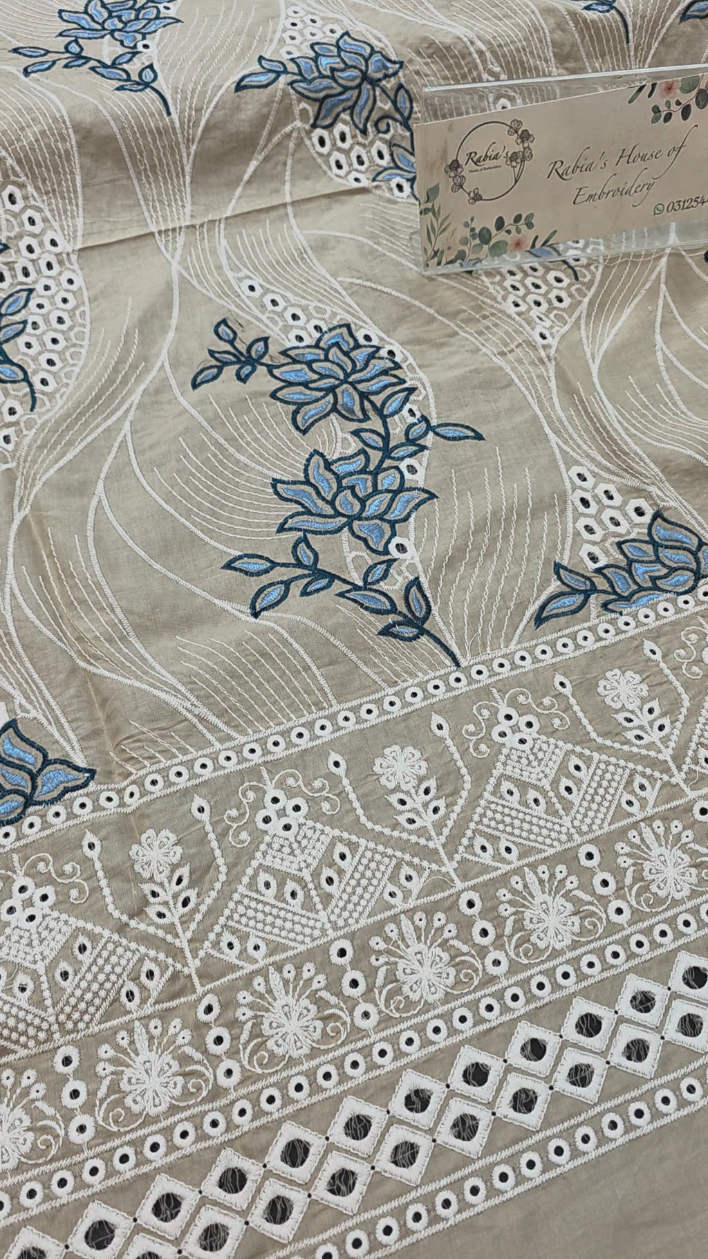 Lawn 4pc with chiffon duppatta