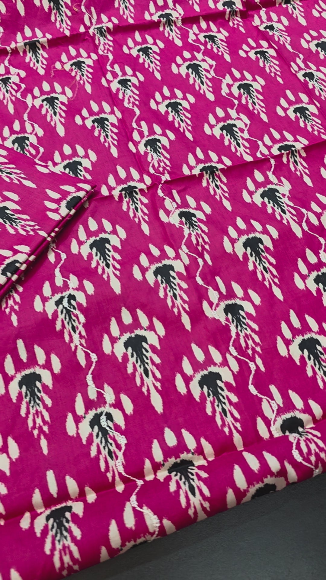 Bareeze lawn 2pc printed plus embroidered