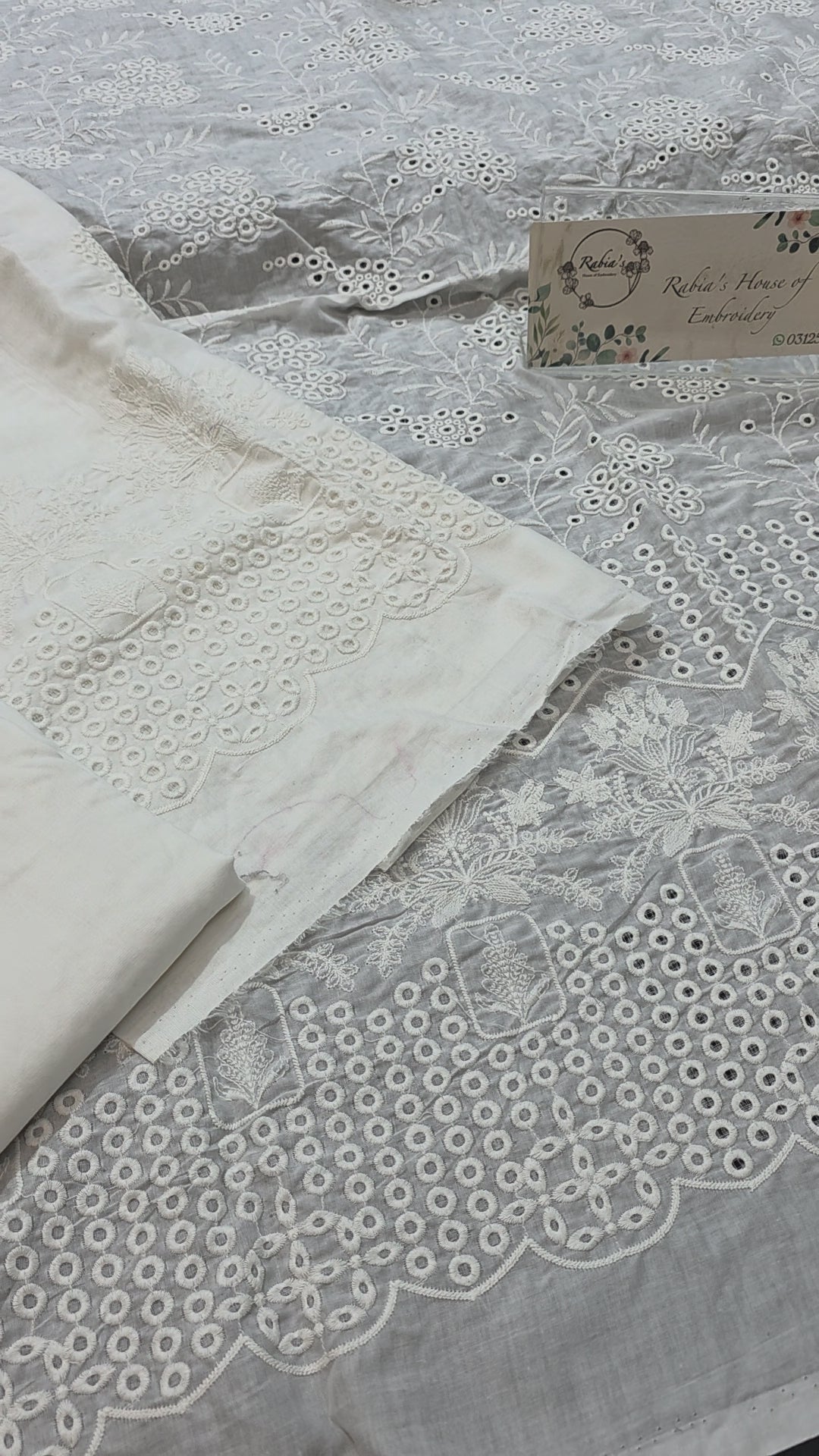 Lawn 4pc with chiffon duppatta
