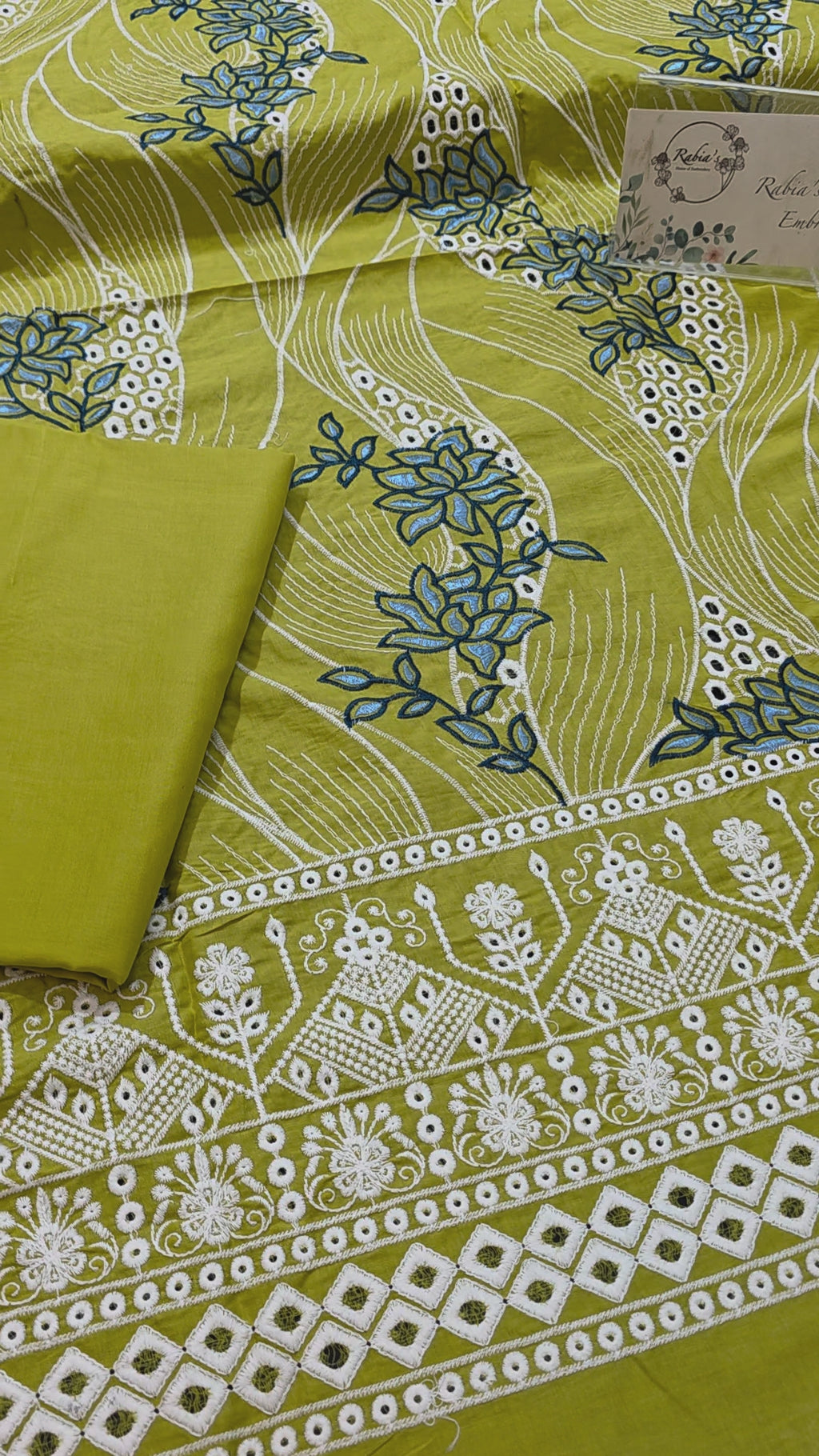 Lawn 4pc with chiffon duppatta
