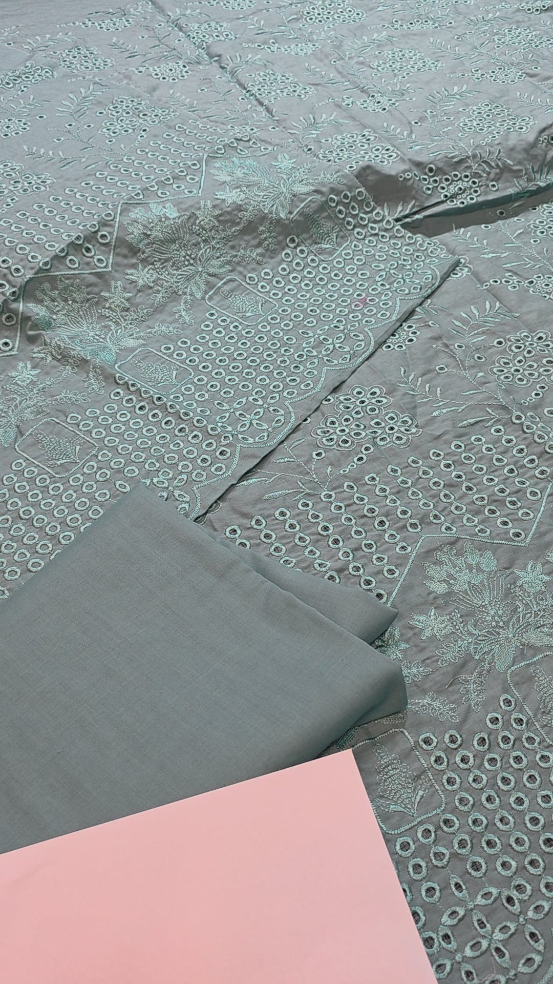 Lawn 4pc with chiffon duppatta